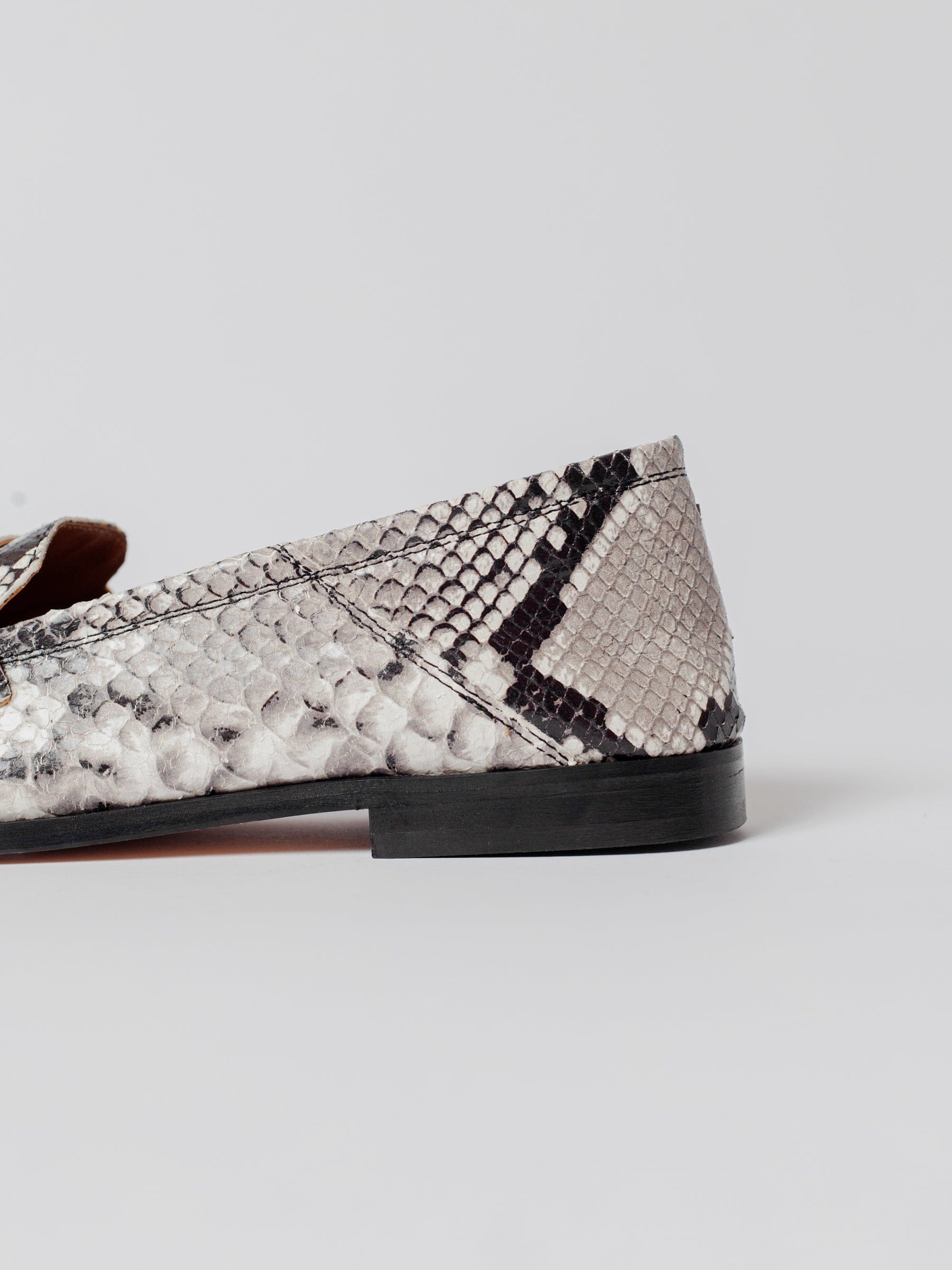 THE SUE made by Blankens