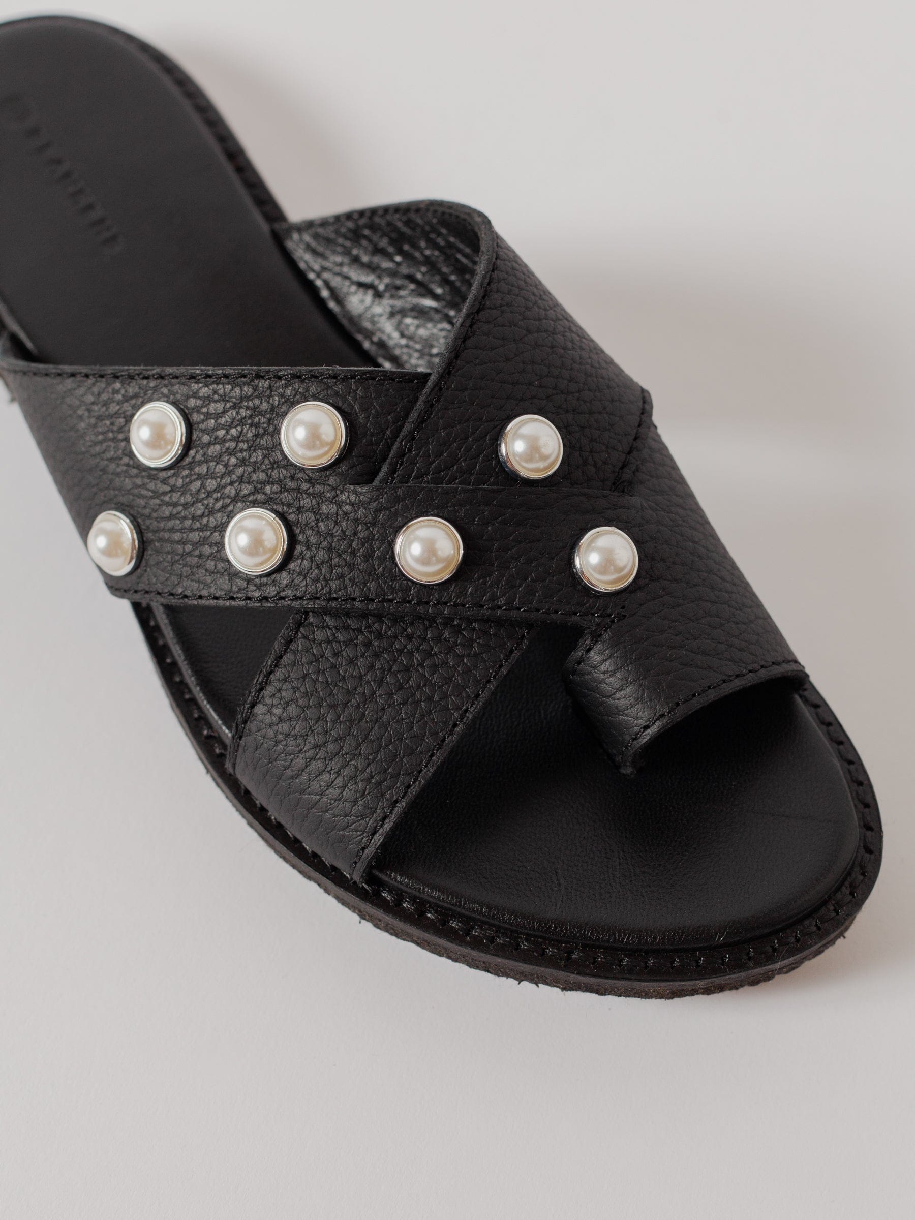THE METTE BLACK ECO LEATHER WITH PEARLS made by Blankens