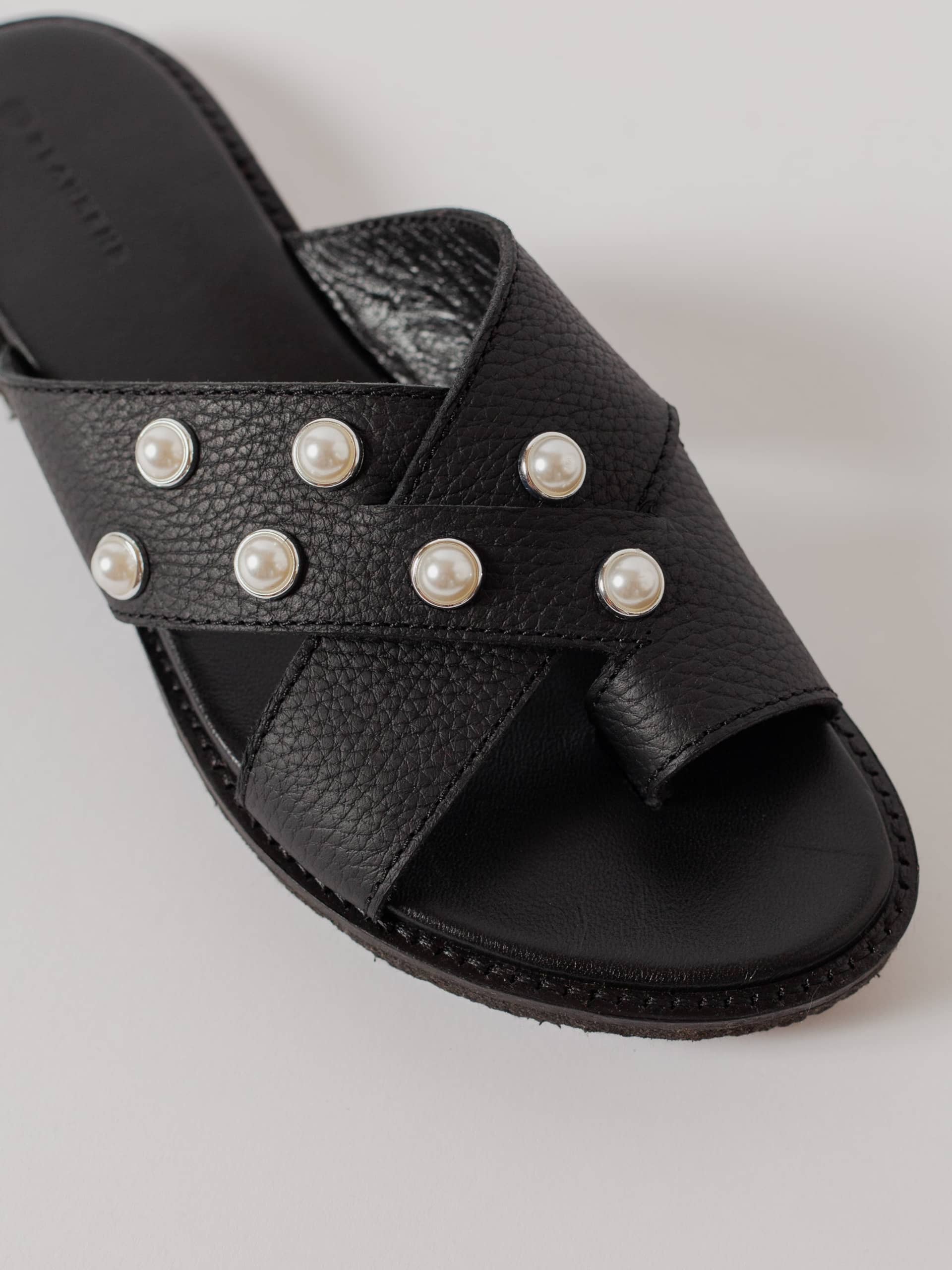 THE METTE BLACK ECO LEATHER WITH PEARLS made by Blankens
