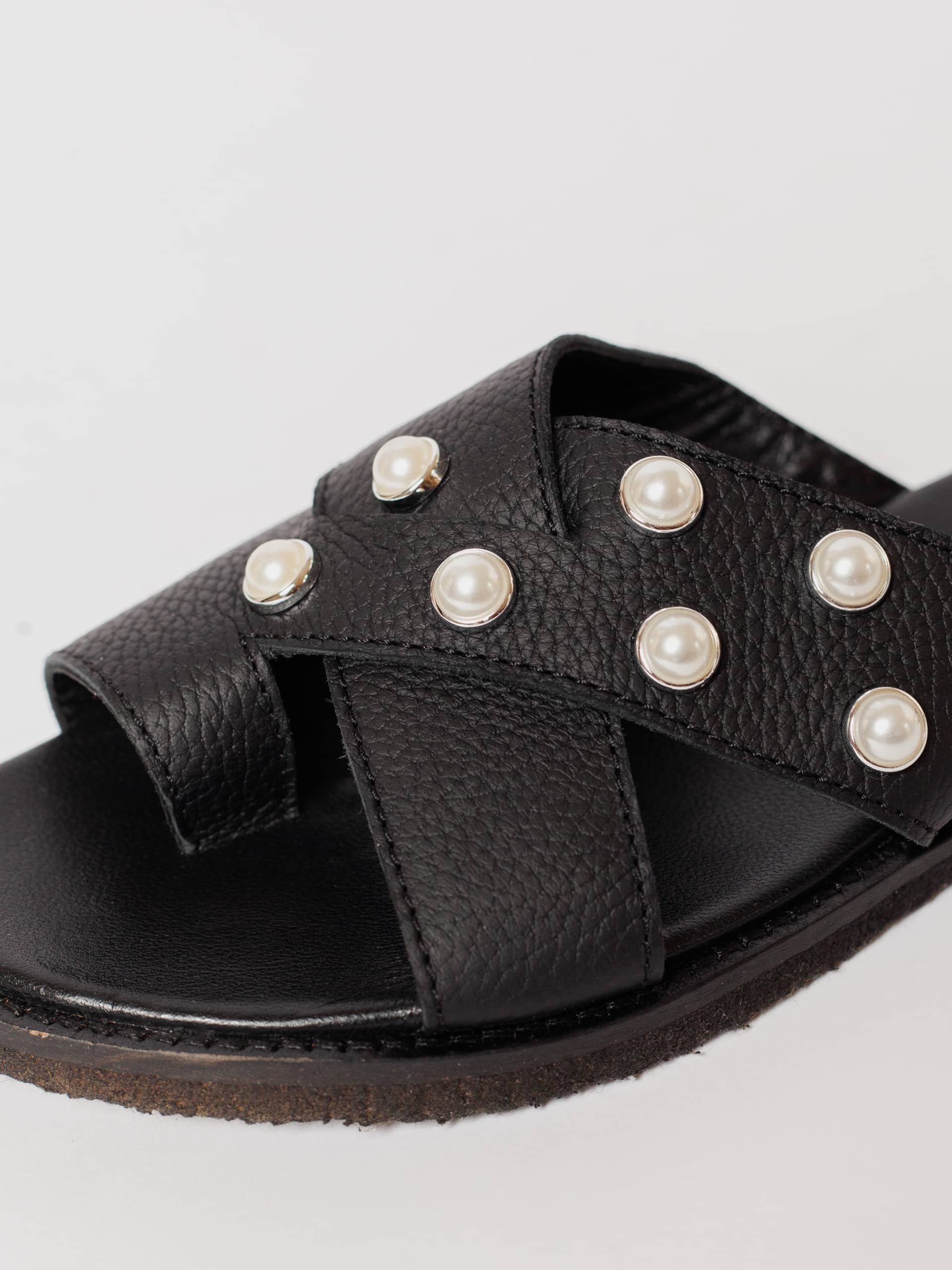 THE METTE BLACK ECO LEATHER WITH PEARLS made by Blankens