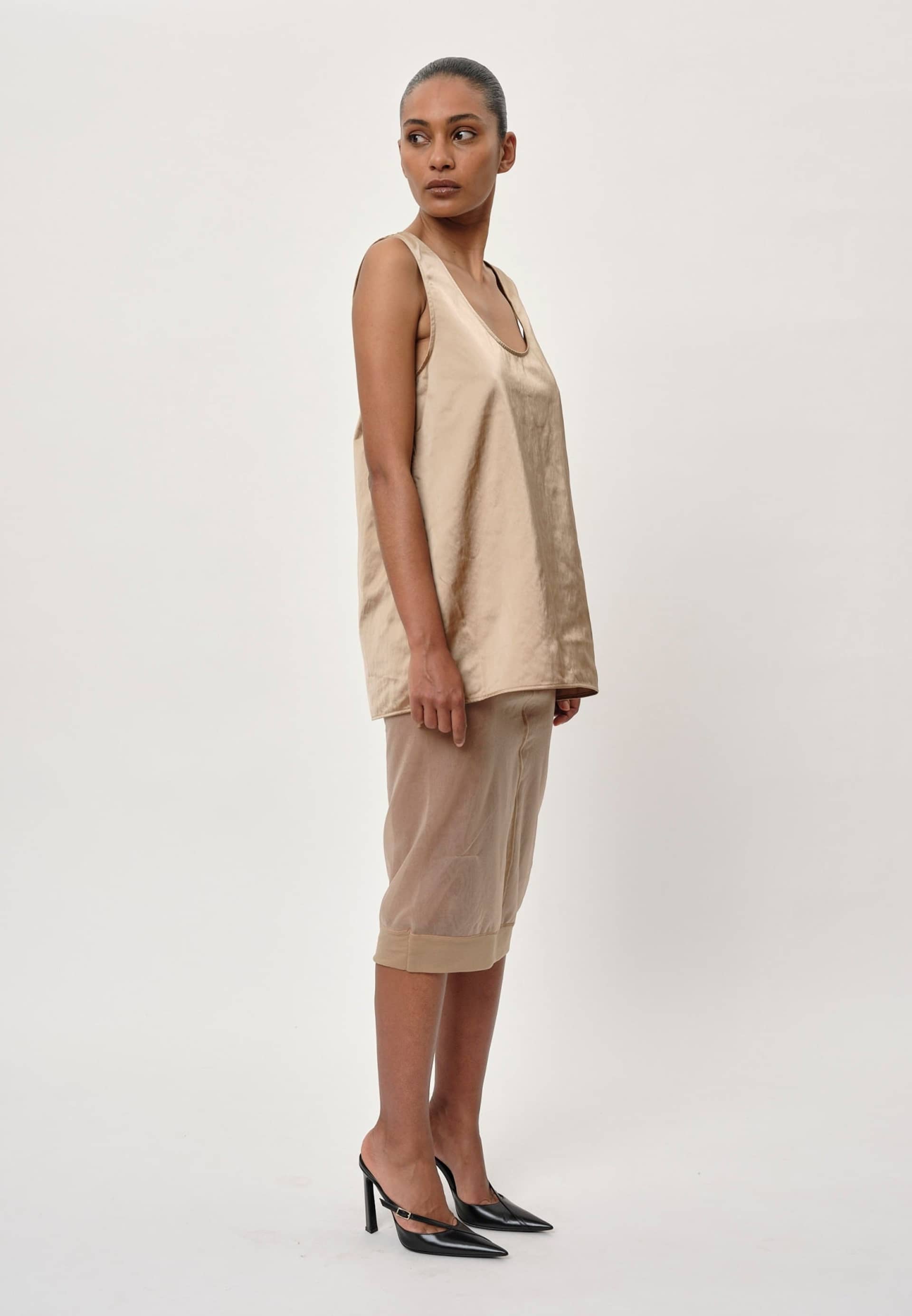 Pandora Top - Beige made by HERSKIND