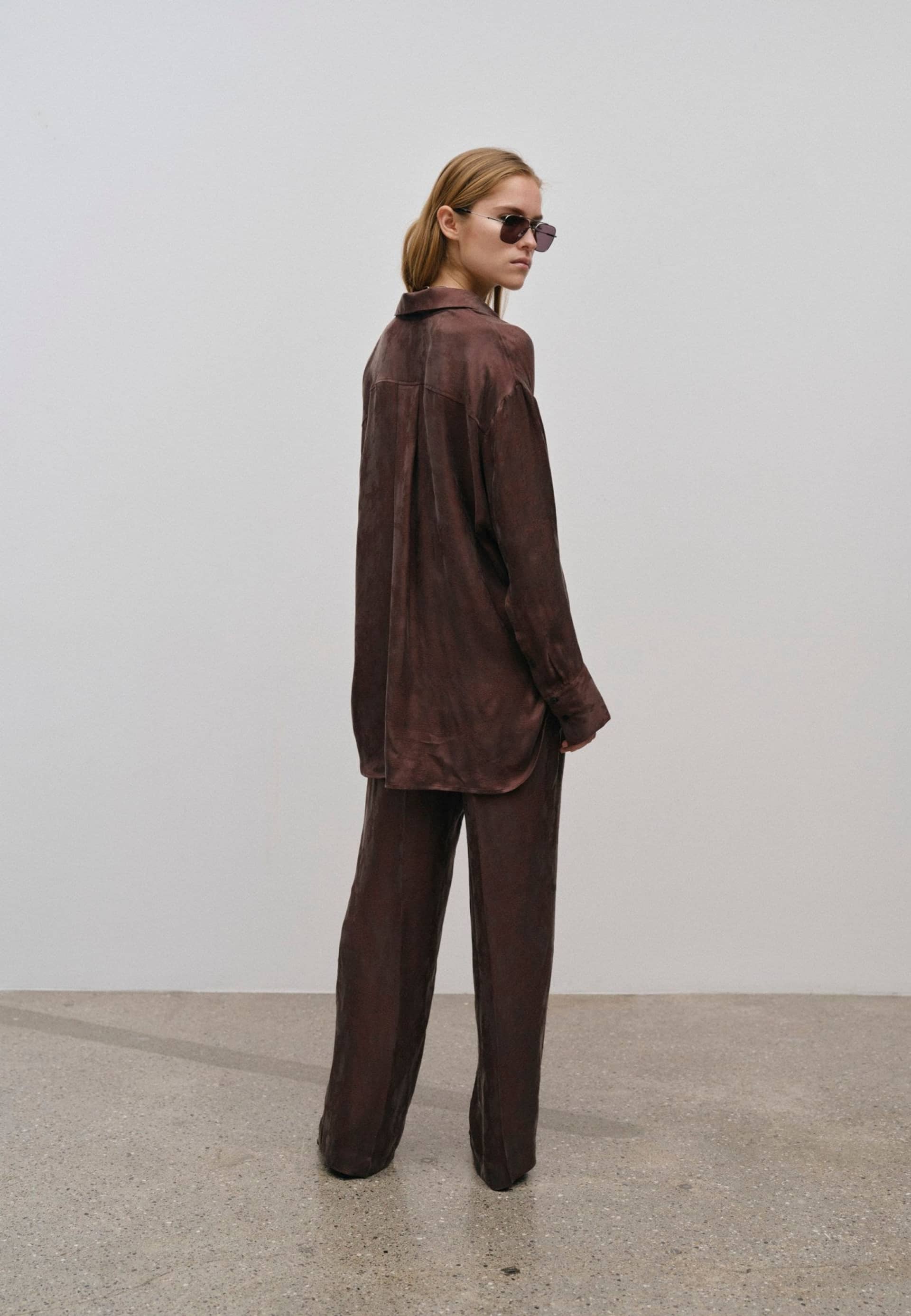 Jenka Shirt - Chestnut made by HERSKIND