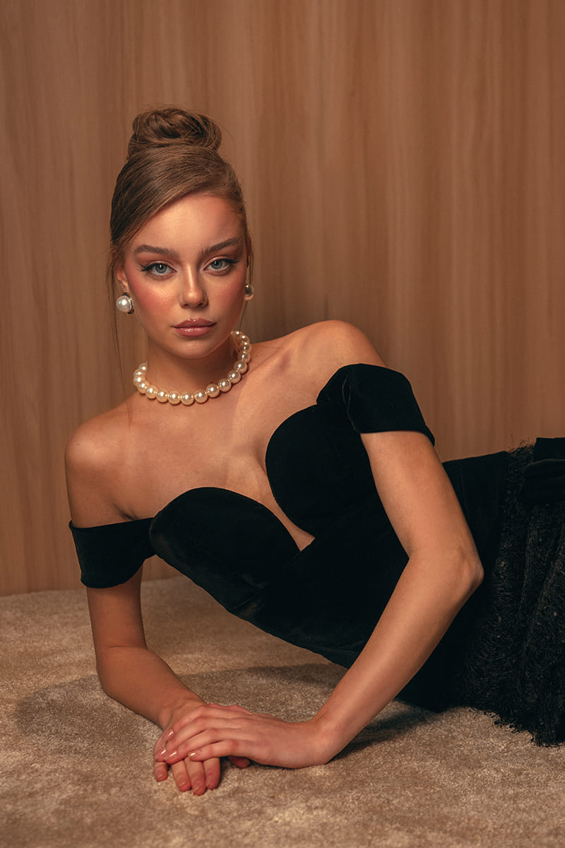 Velvet Contour Corset made by Monika Dimova