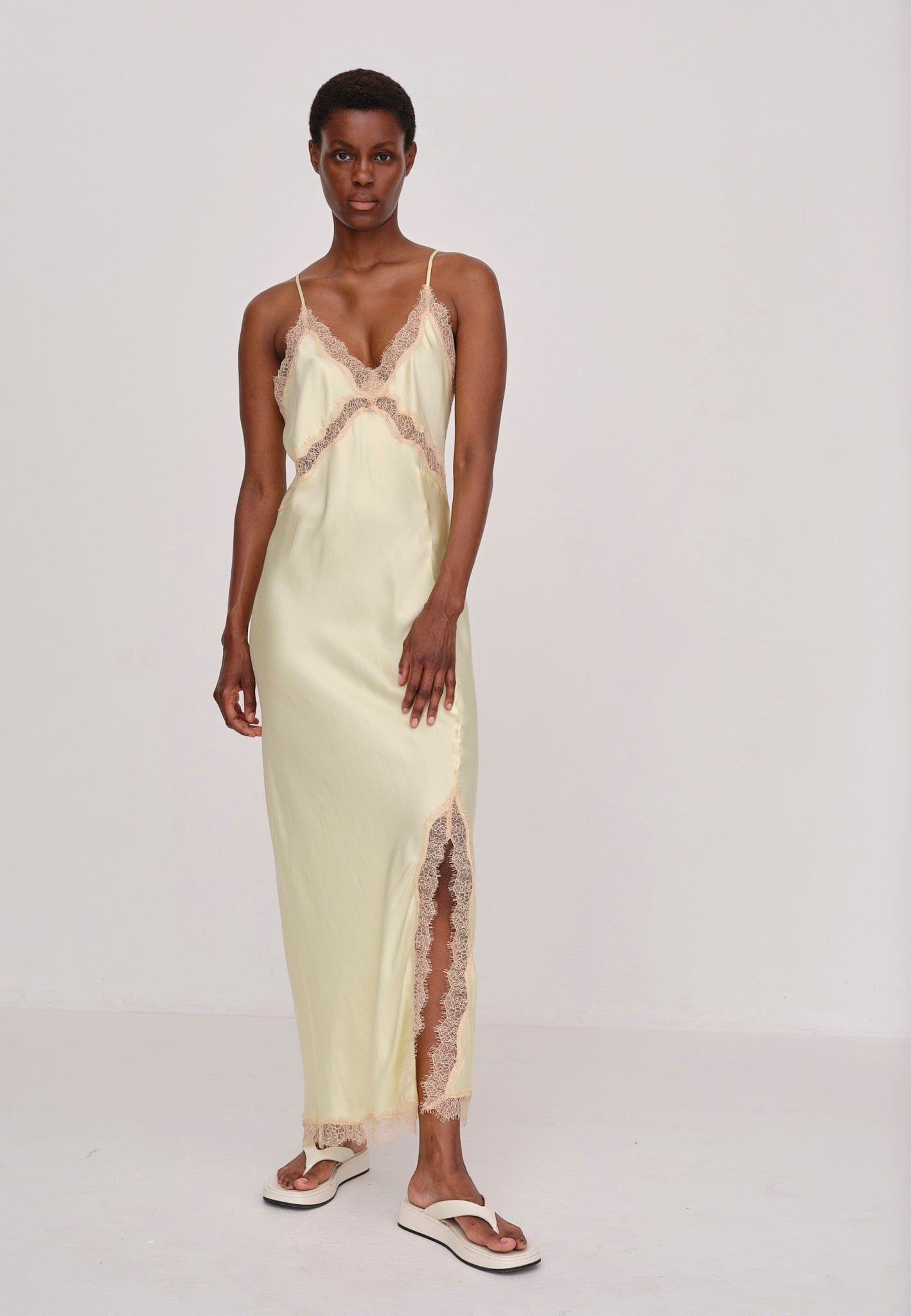 Jonathan Dress - Ice Yellow made by HERSKIND