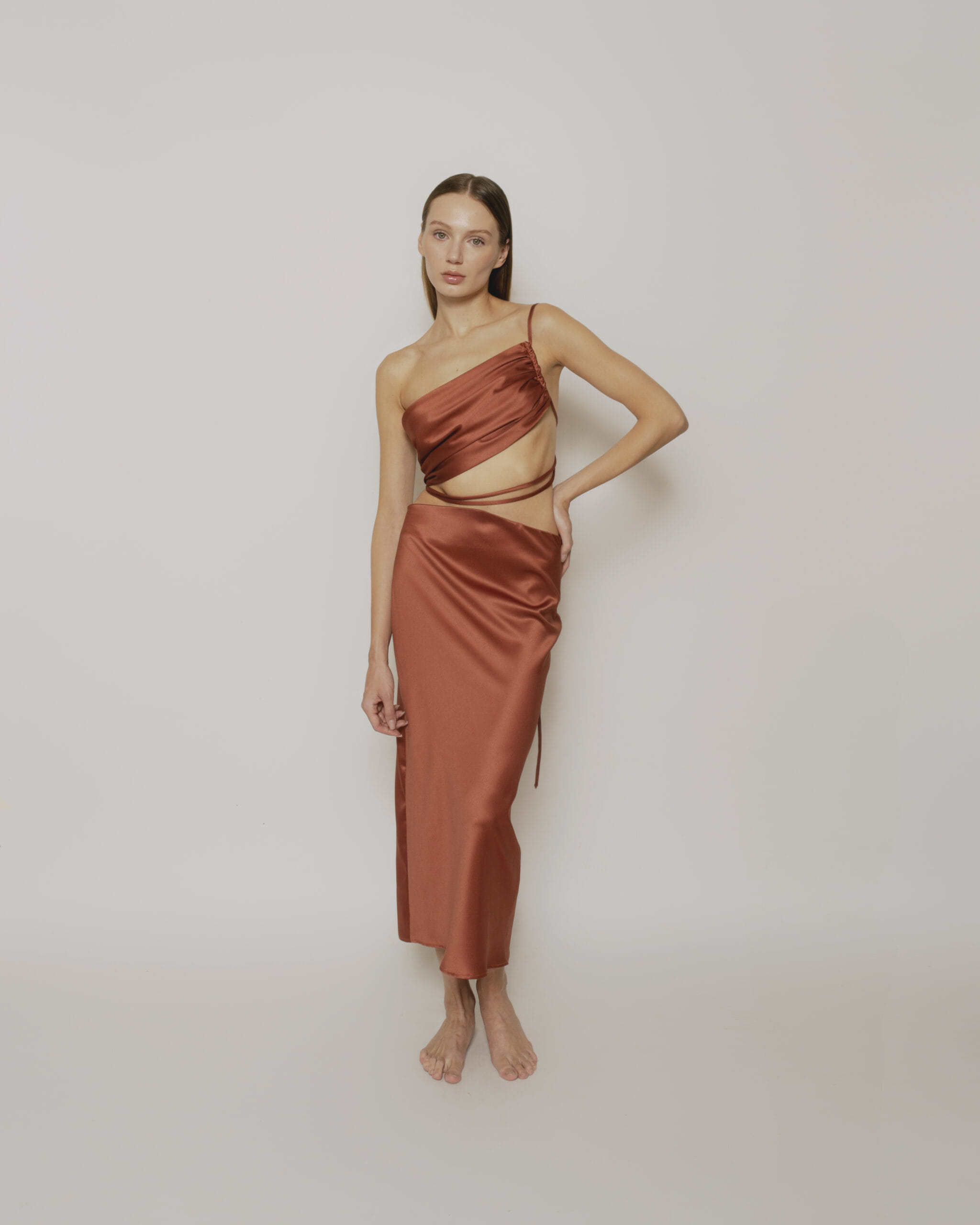 MOSS COPPER SET in Red made by Camila Sarmiento