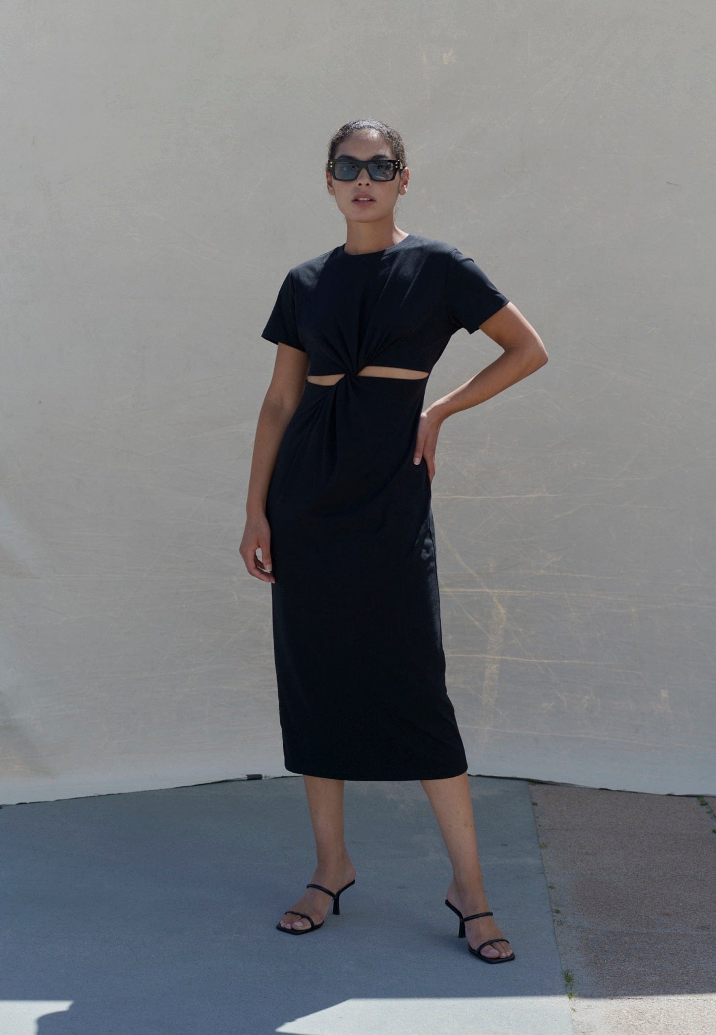 Zach T-shirt Dress - Black in Black made by HERSKIND