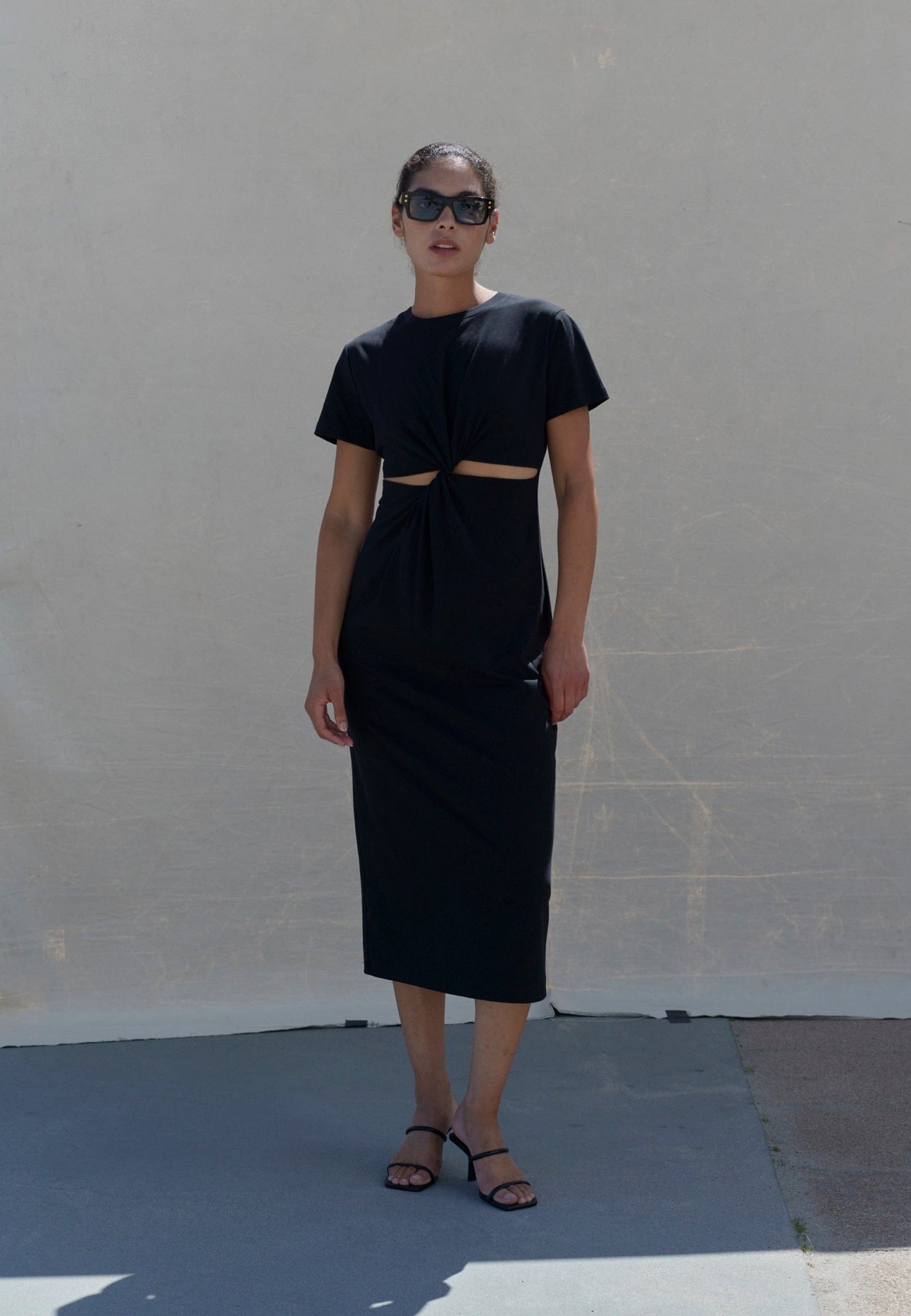 Zach T-shirt Dress - Black in Black made by HERSKIND