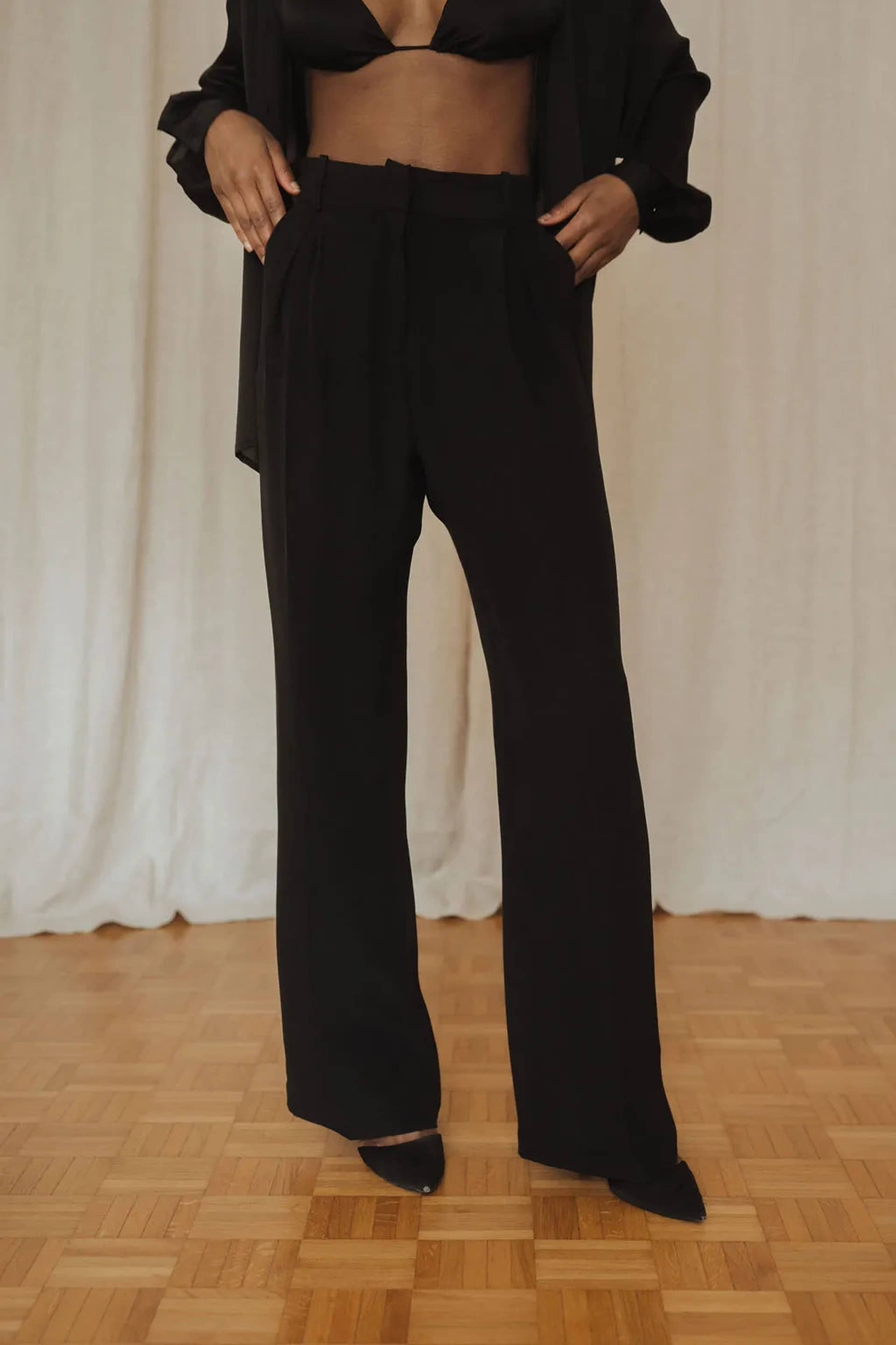 High waisted pants for women - black color - 100% Silk made by MORACÉE