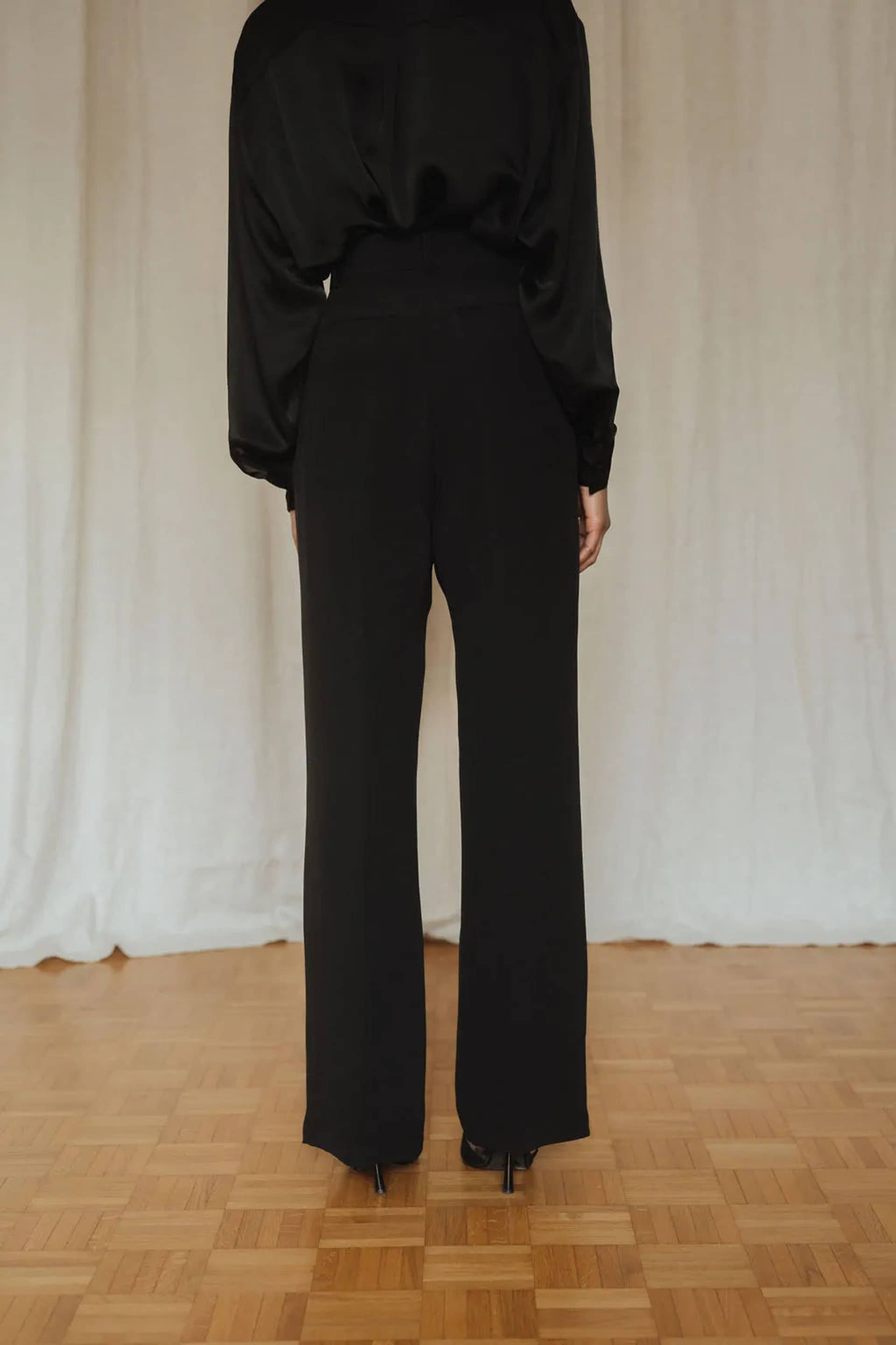 High waisted pants for women - black color - 100% Silk made by MORACÉE