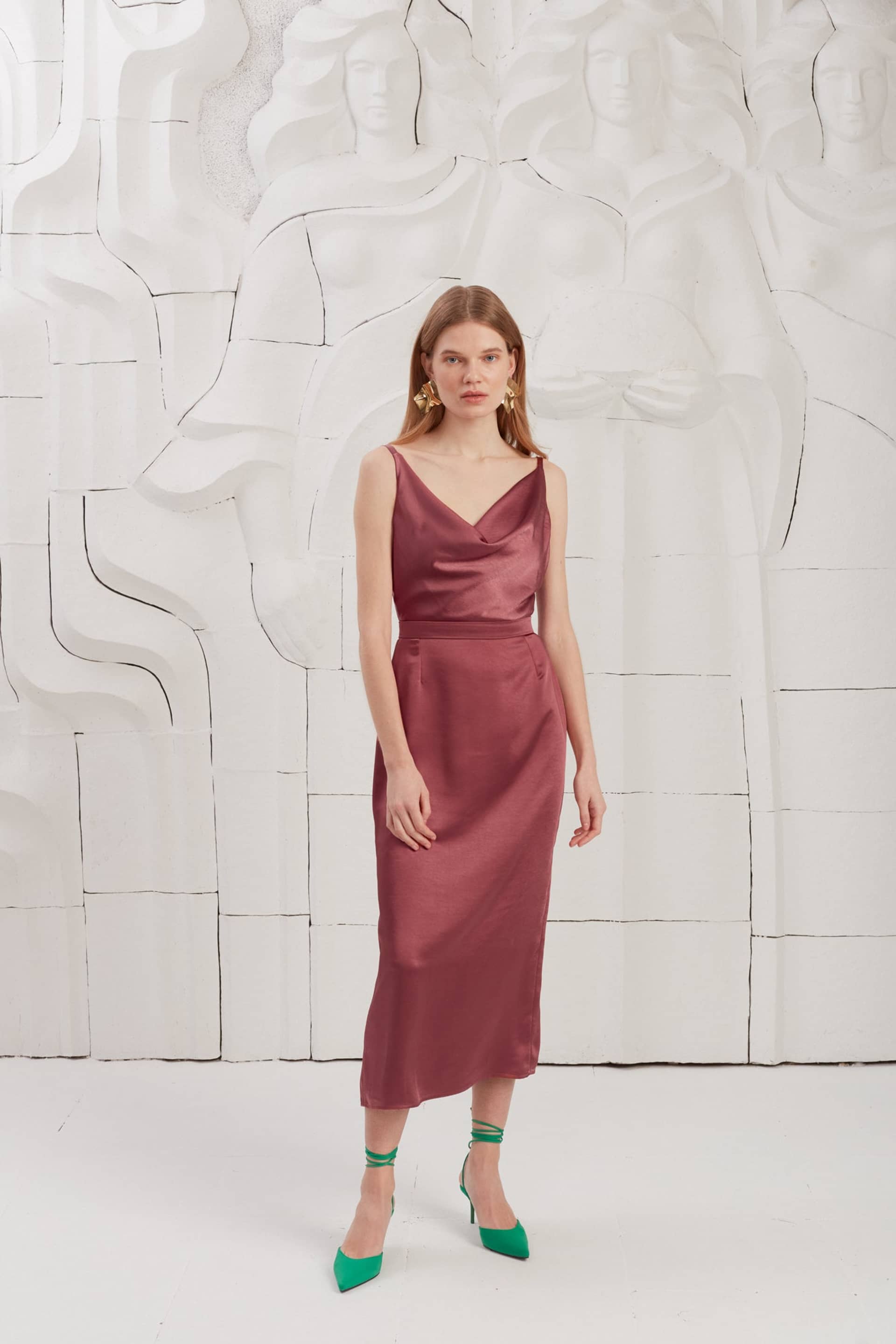 KAMEA brick red backless cocktail dress made by UNDRESS