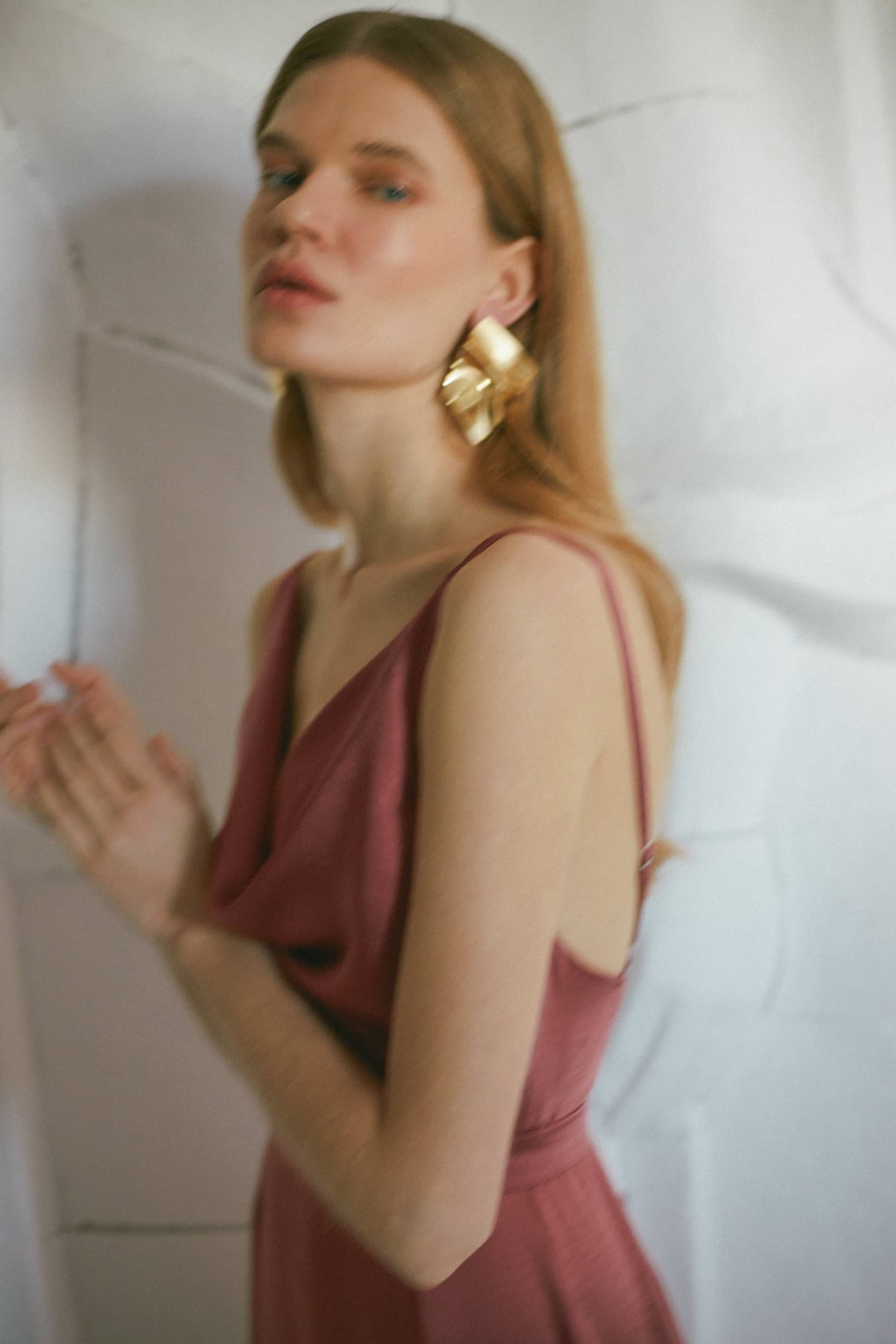 KAMEA brick red backless cocktail dress made by UNDRESS