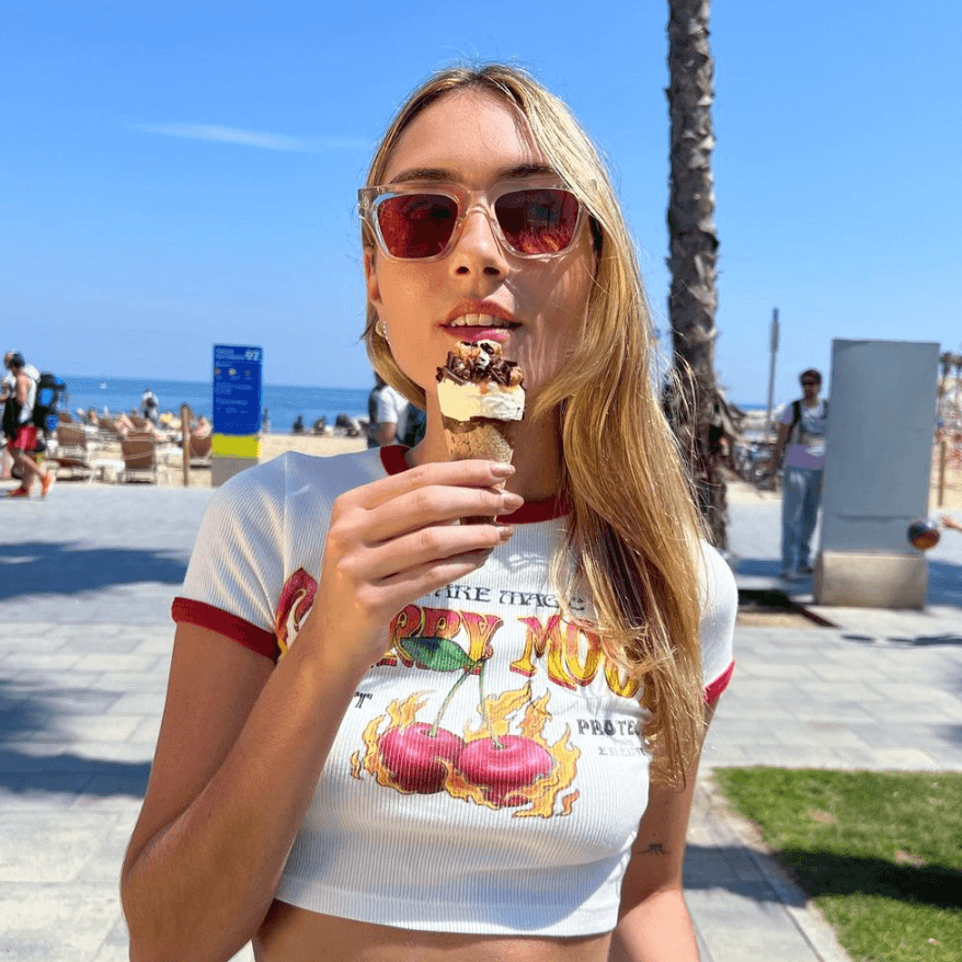 NOEL red made by Ameos