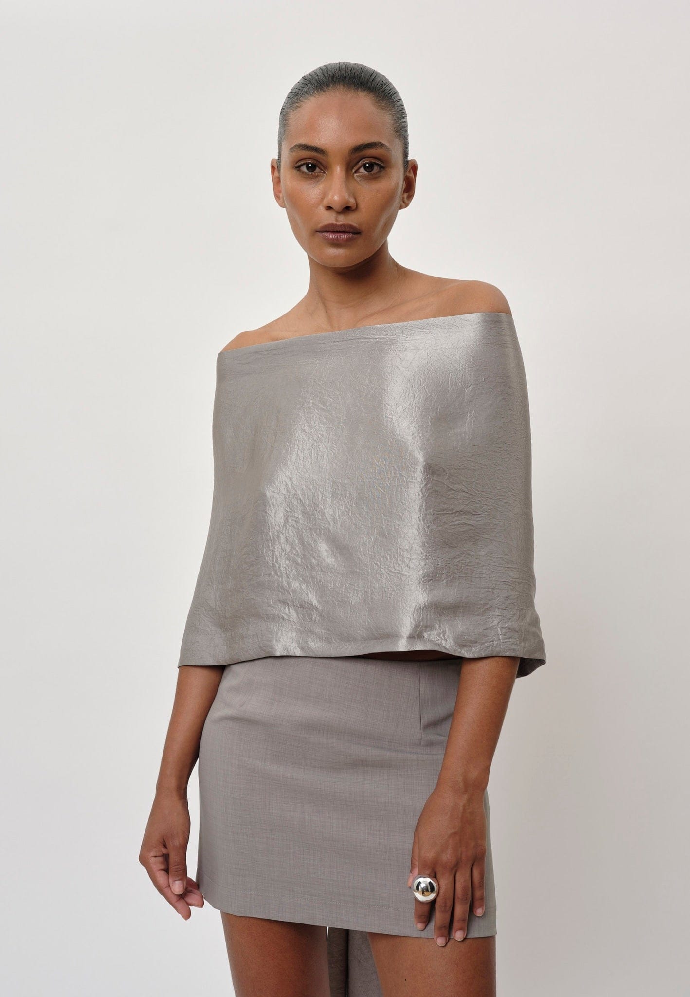Sawyer Cape - Pearl Grey made by HERSKIND