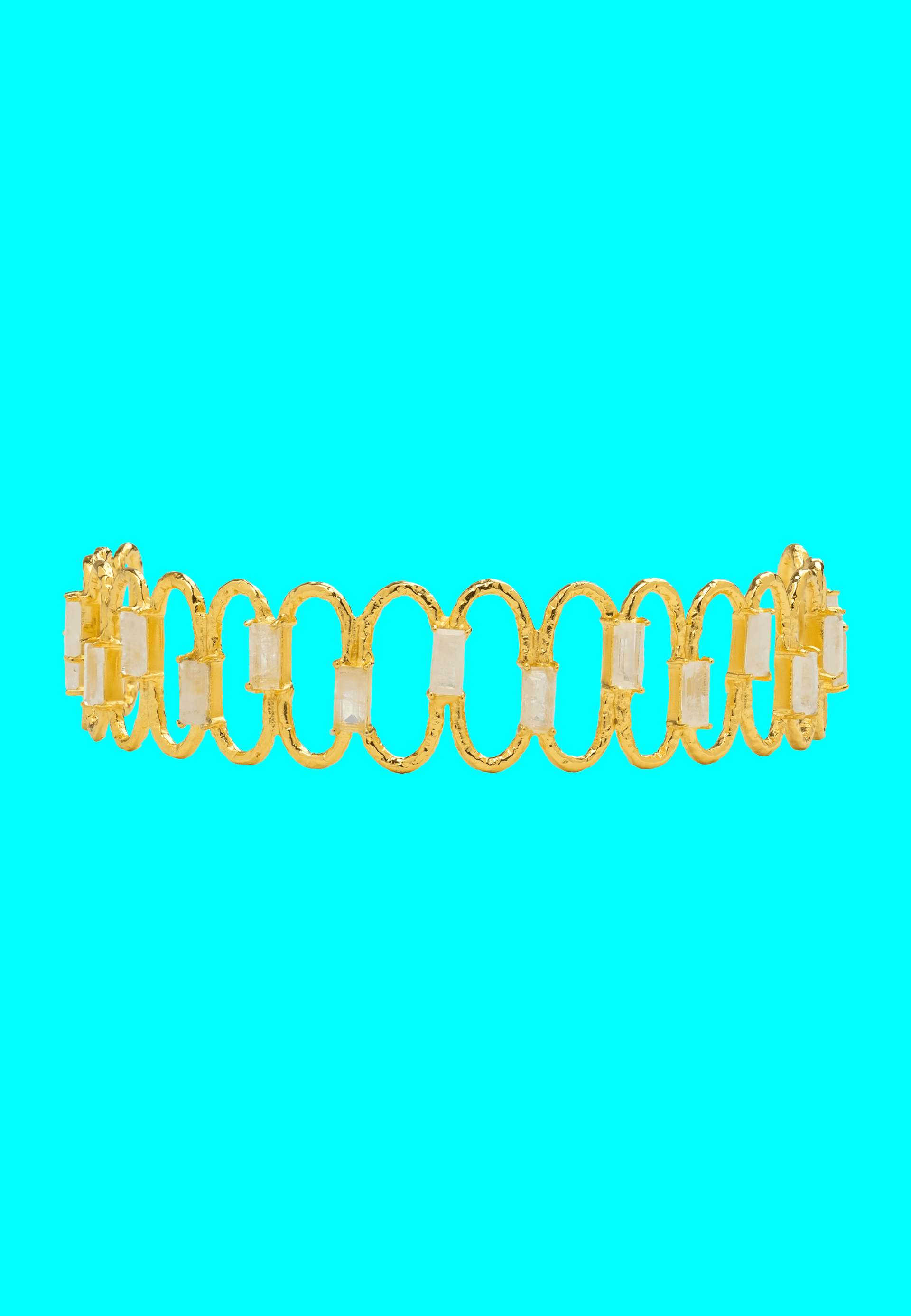 Choker Dorado Rígido Rinaldi made by Lavani Jewels