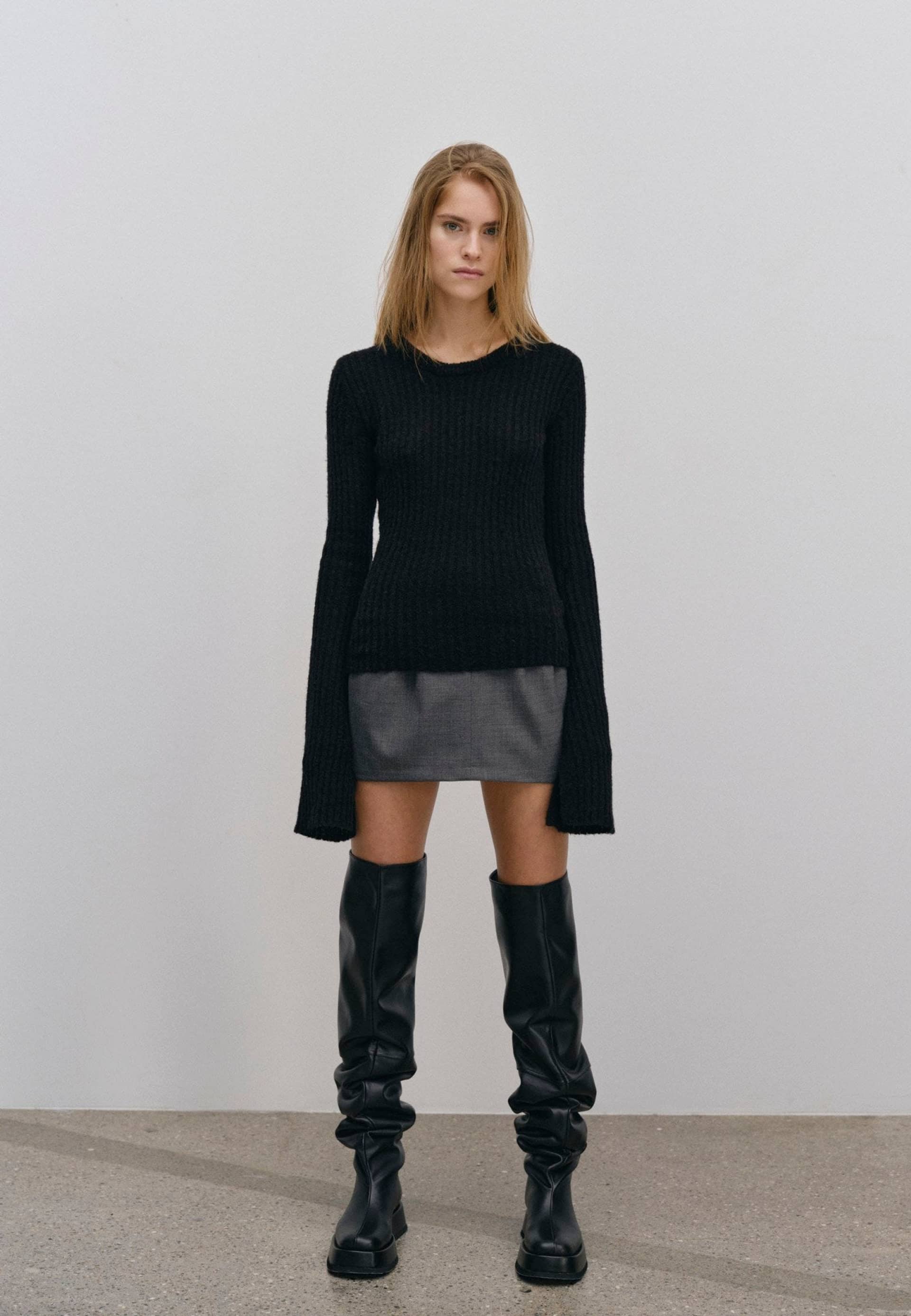Lima Knit Blouse - Black made by HERSKIND