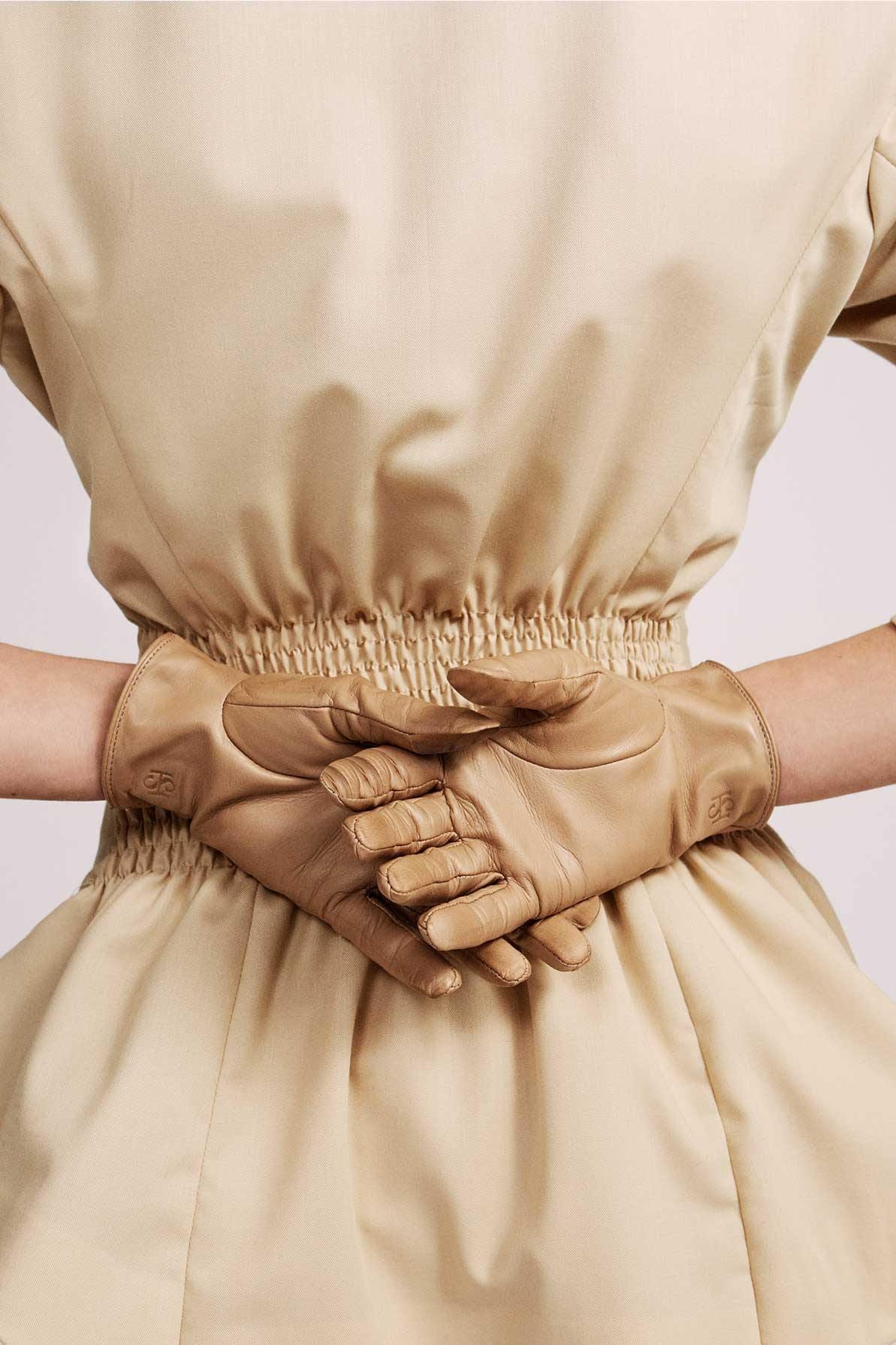 Essentials Unlined Beige made by Handsome Stockholm