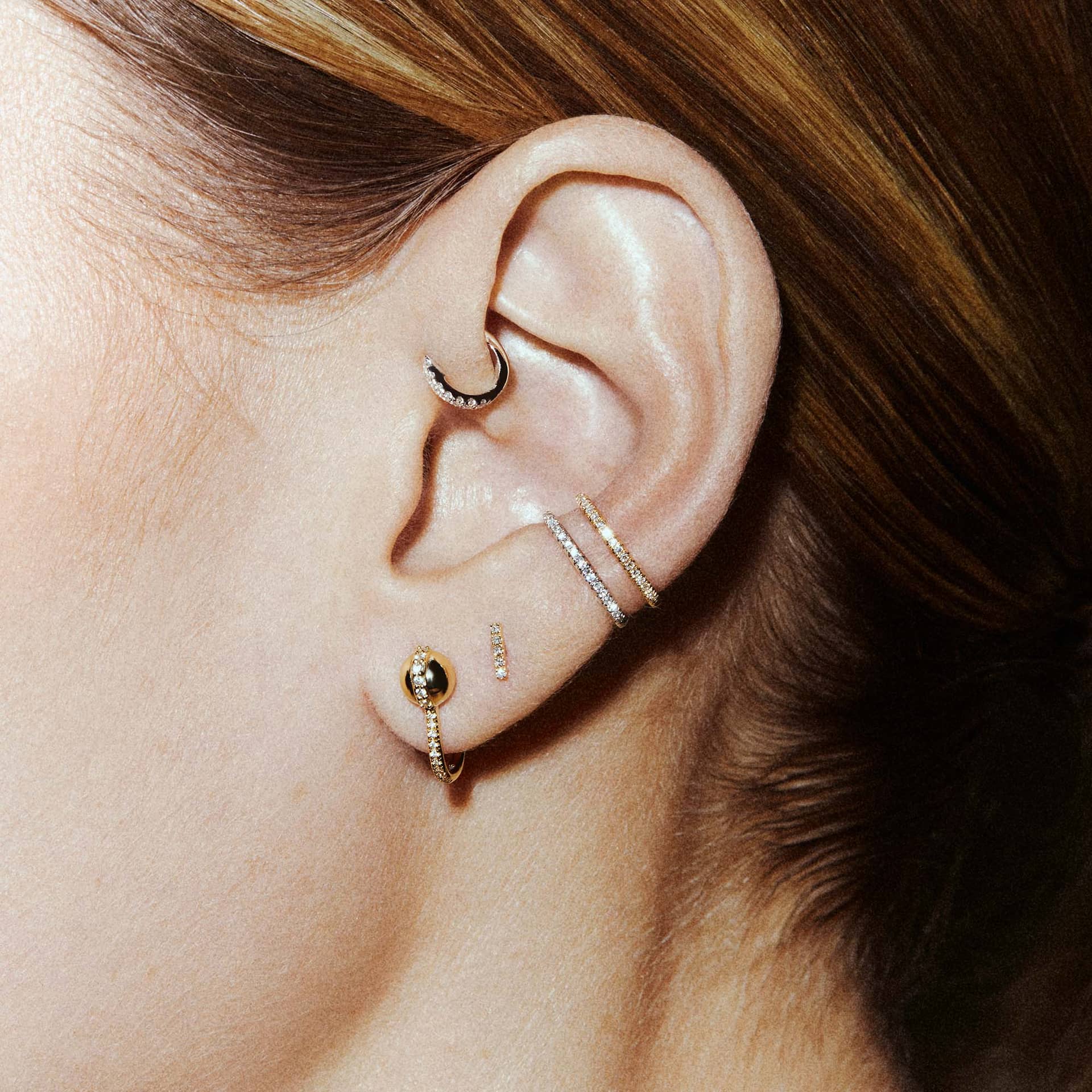 SID STUD - WHITE DIAMONDS & YELLOW GOLD made by ENNUI