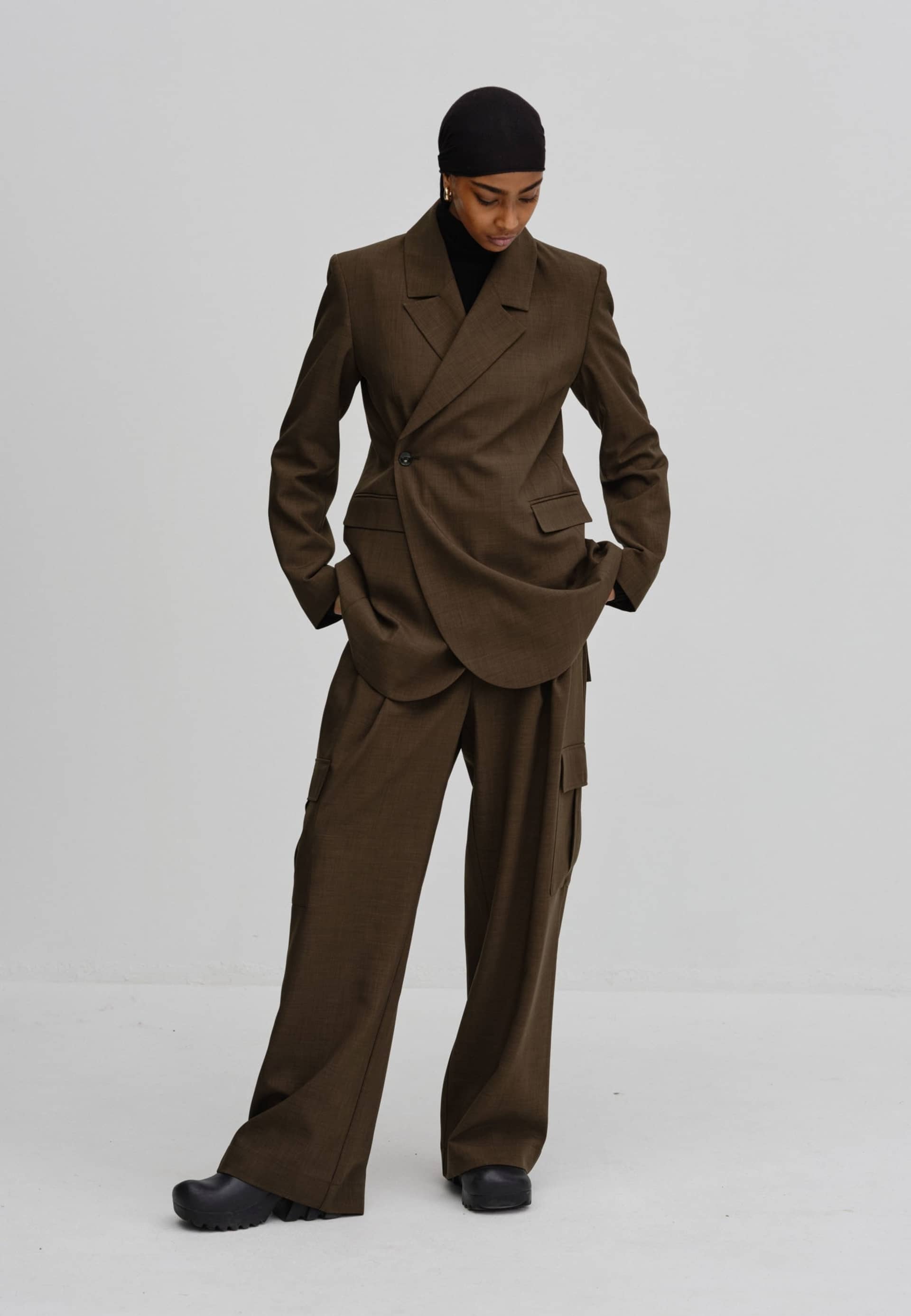 Lilith Blazer - Dark Chocolate in Brown made by HERSKIND