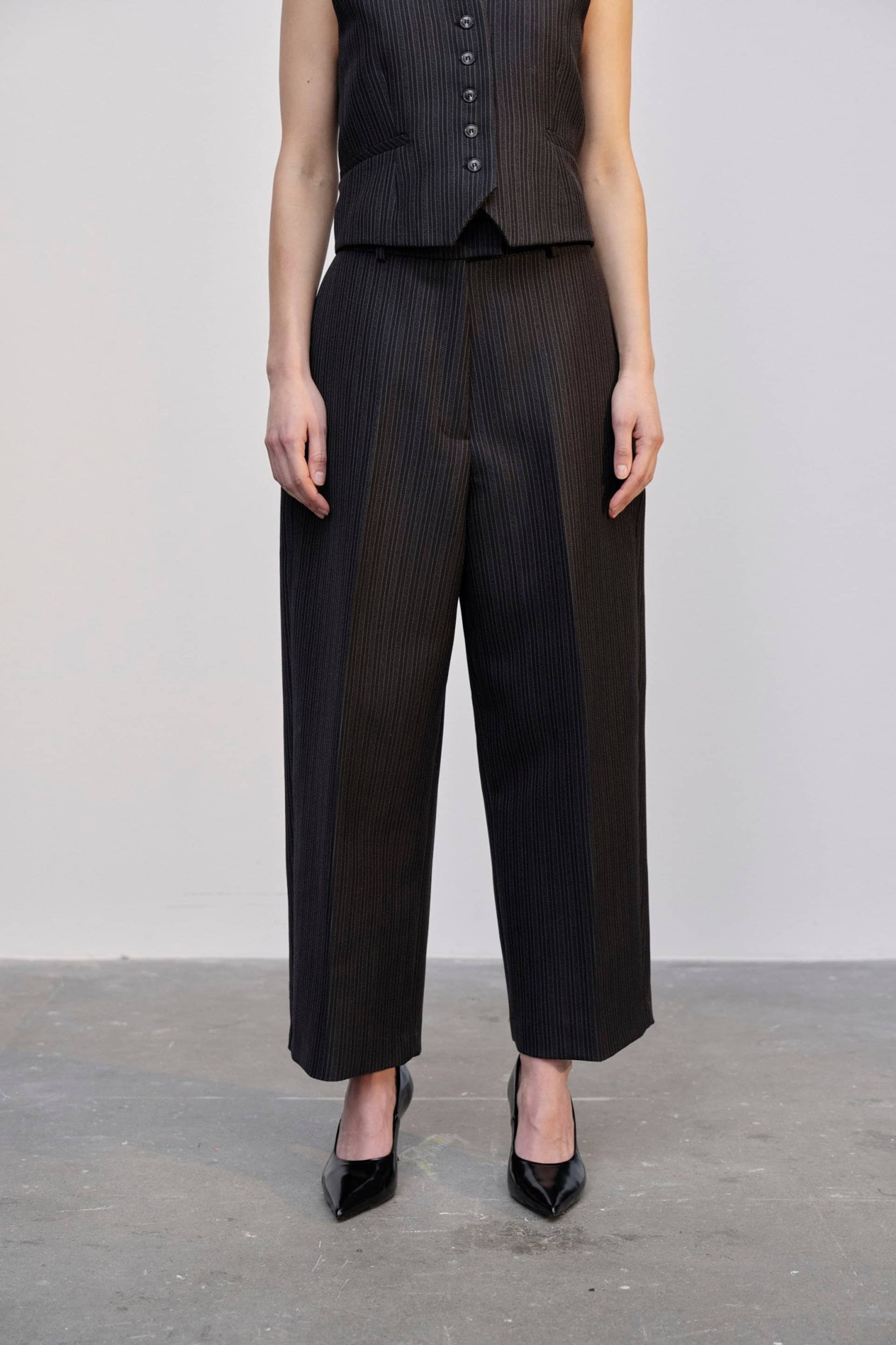 Olsen Pants - Pinstripe made by HERSKIND