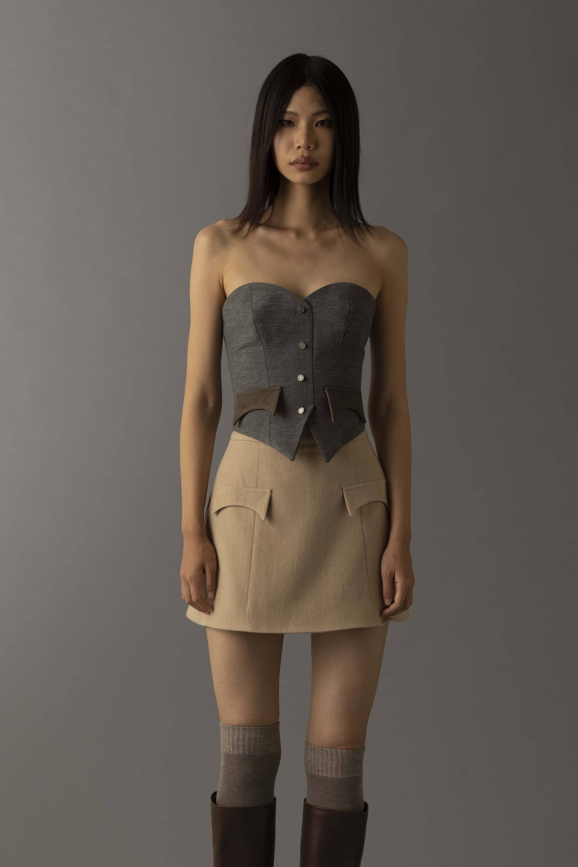 HERITAGE CAMELHAIR SKIRT in Beige made by Vestiaire d'un Oiseau Libre