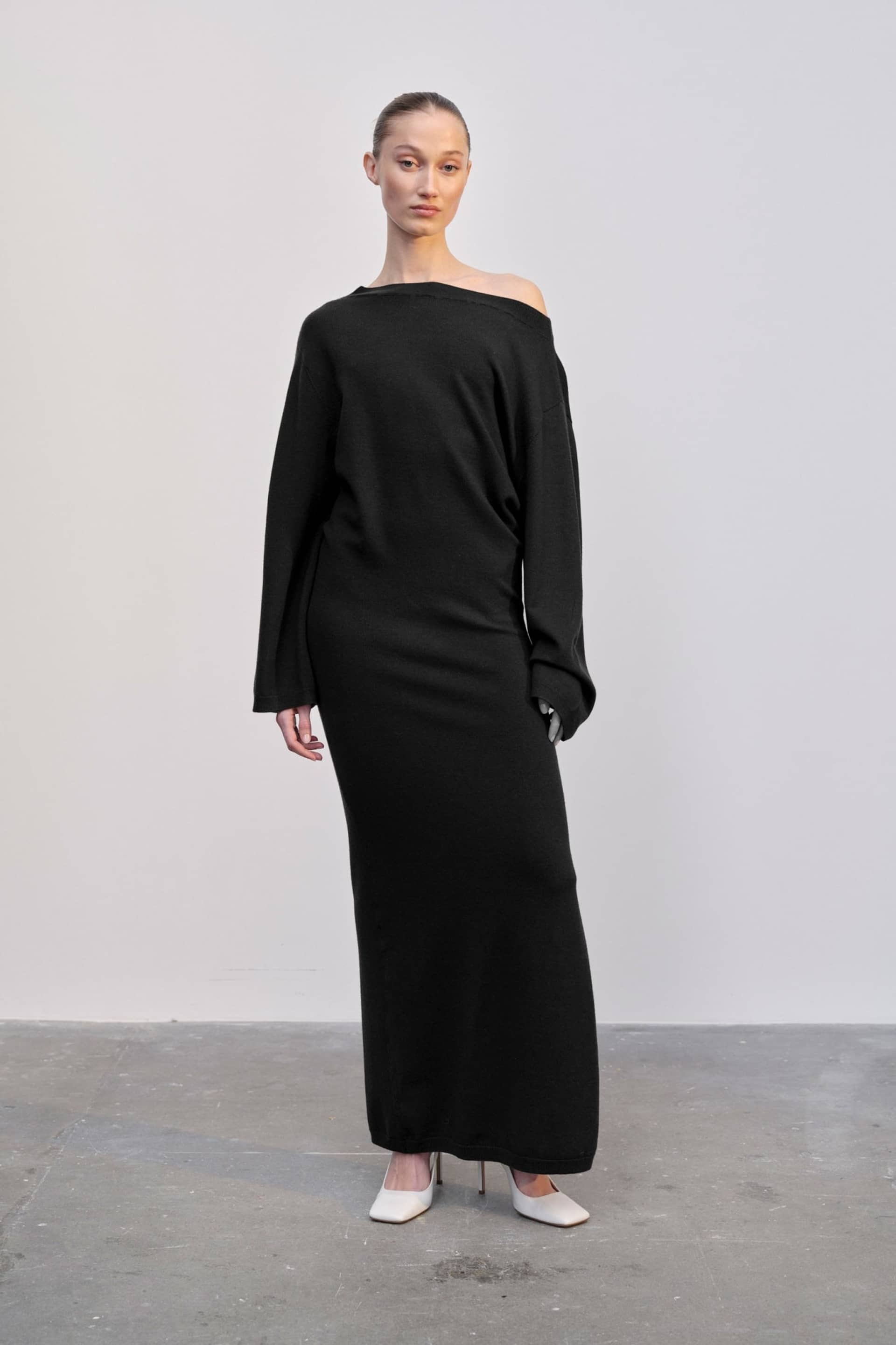 Isabella Knit Dress - Black made by HERSKIND