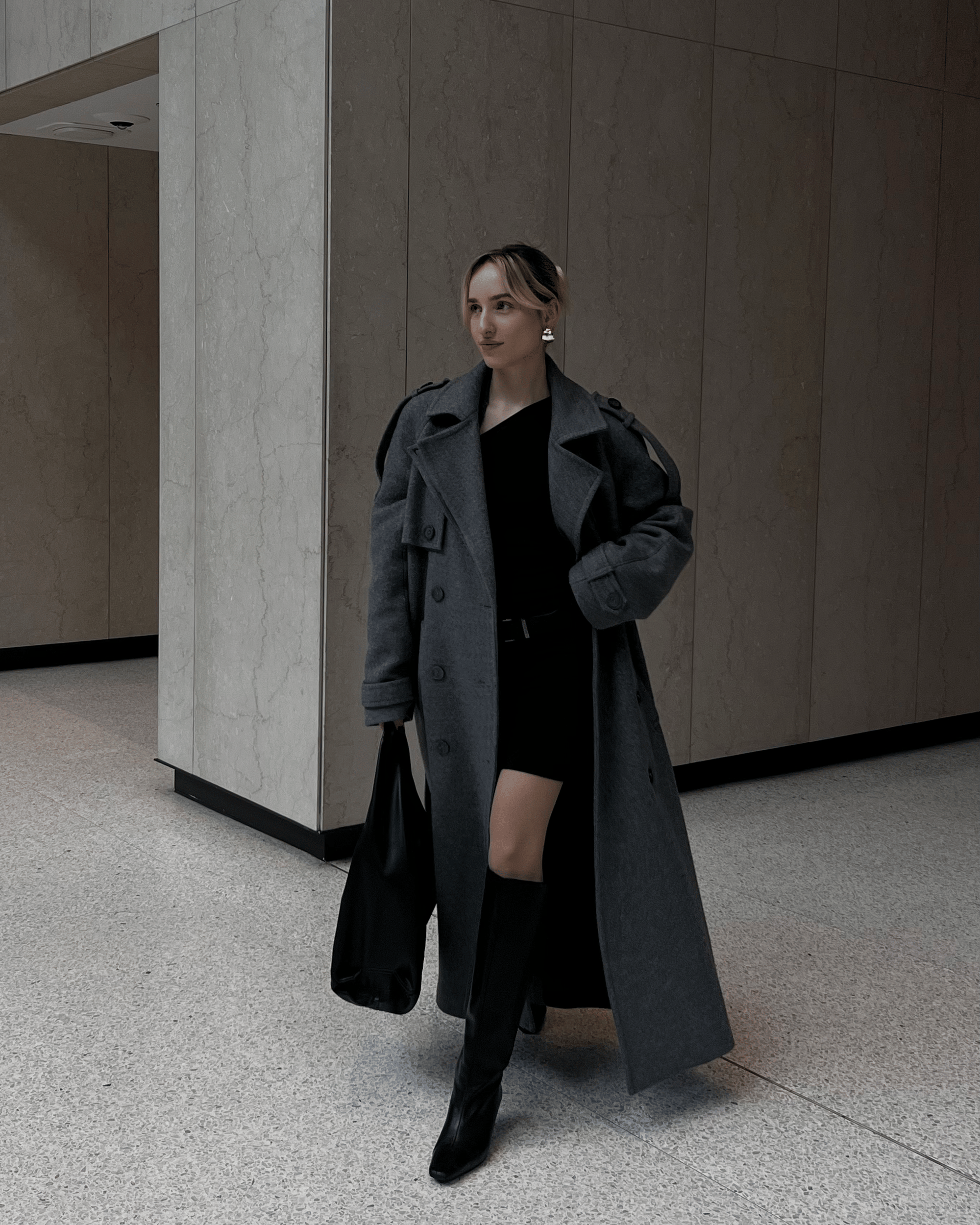 Yoko Wool Coat in gray made by Wiktoria Frankowska