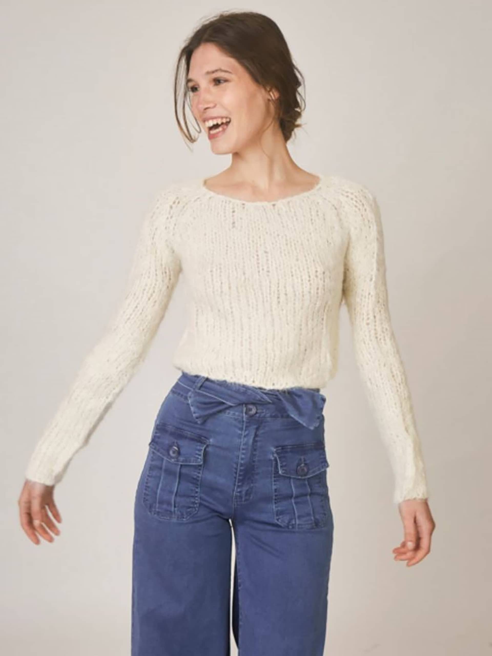 SUCRE crop sweater in White made by AYNI