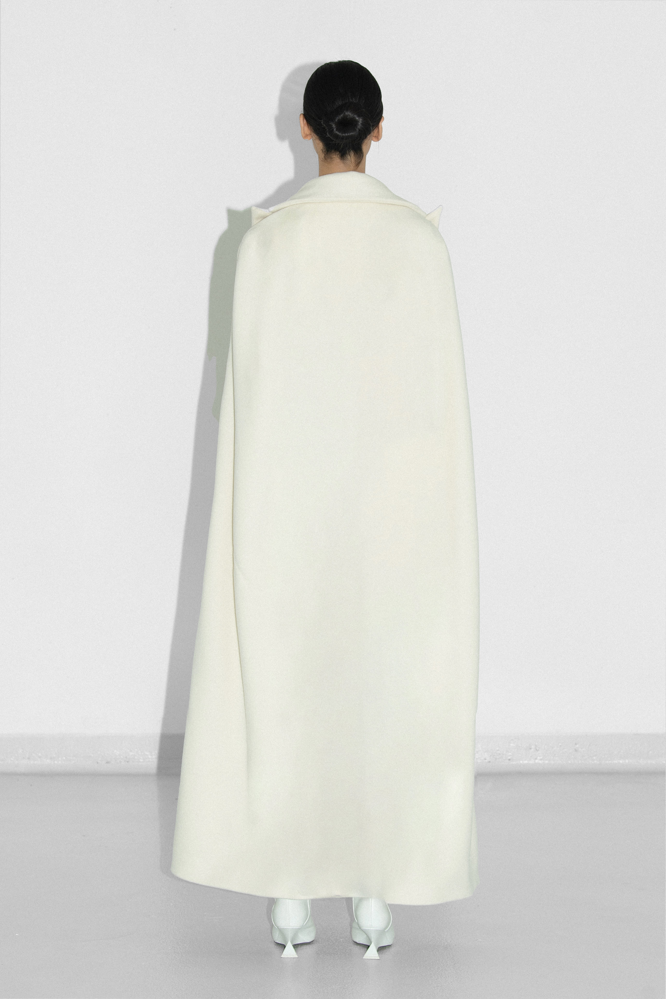 CASHMERE BLEND CAPE made by Vestiaire d'un Oiseau Libre