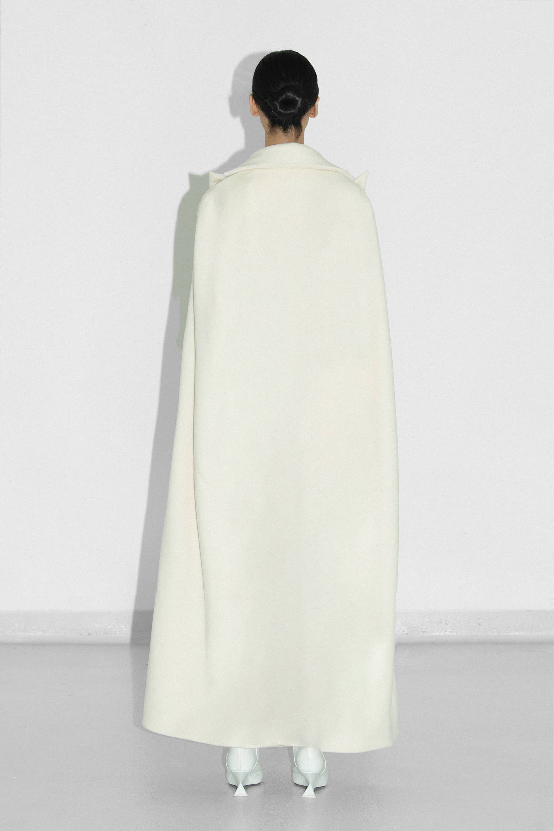 CASHMERE BLEND CAPE made by Vestiaire d'un Oiseau Libre