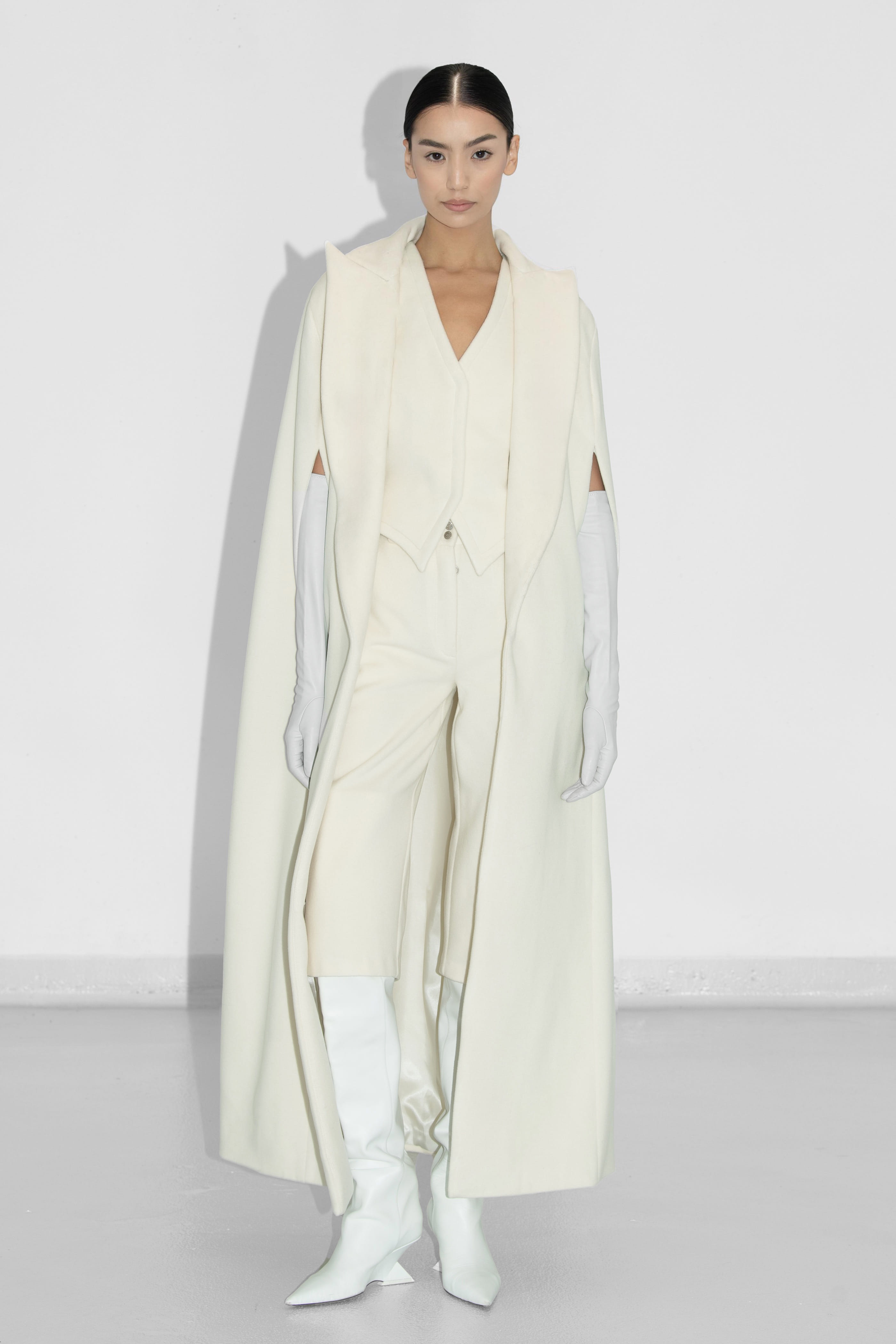 CASHMERE BLEND CAPE made by Vestiaire d'un Oiseau Libre