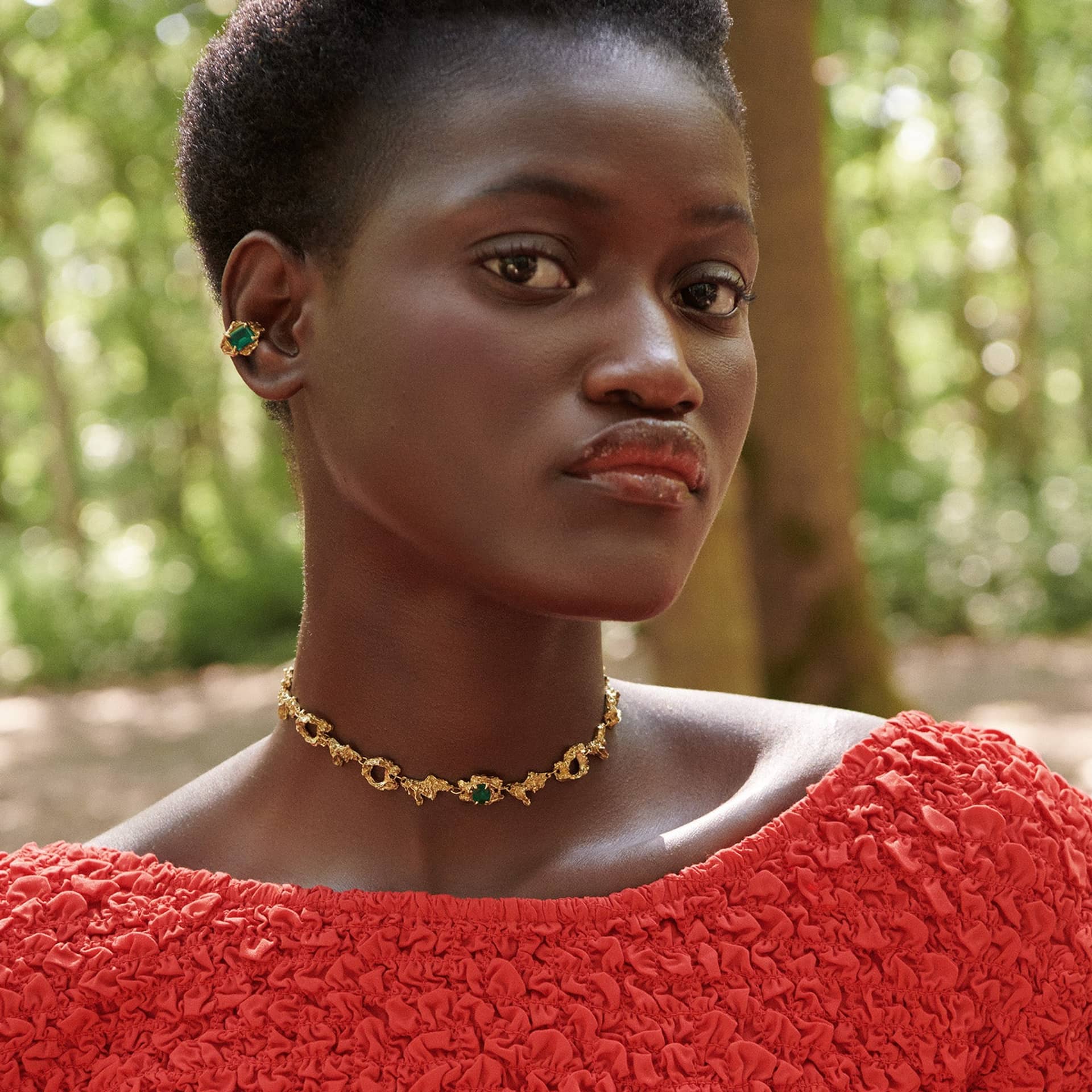 Eryngii Emerald Necklace made by Loveness Lee