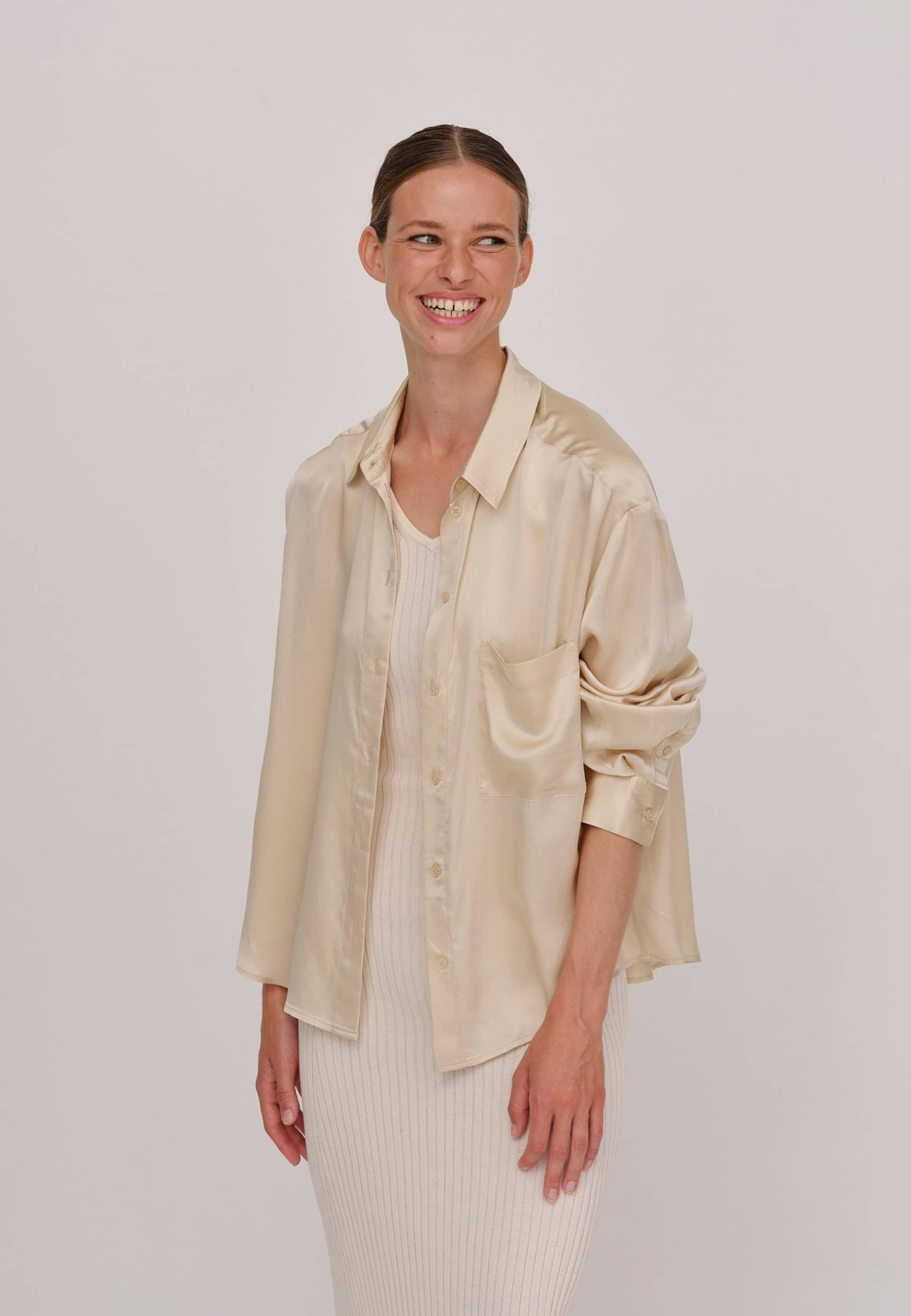 River Shirt - Sand made by HERSKIND