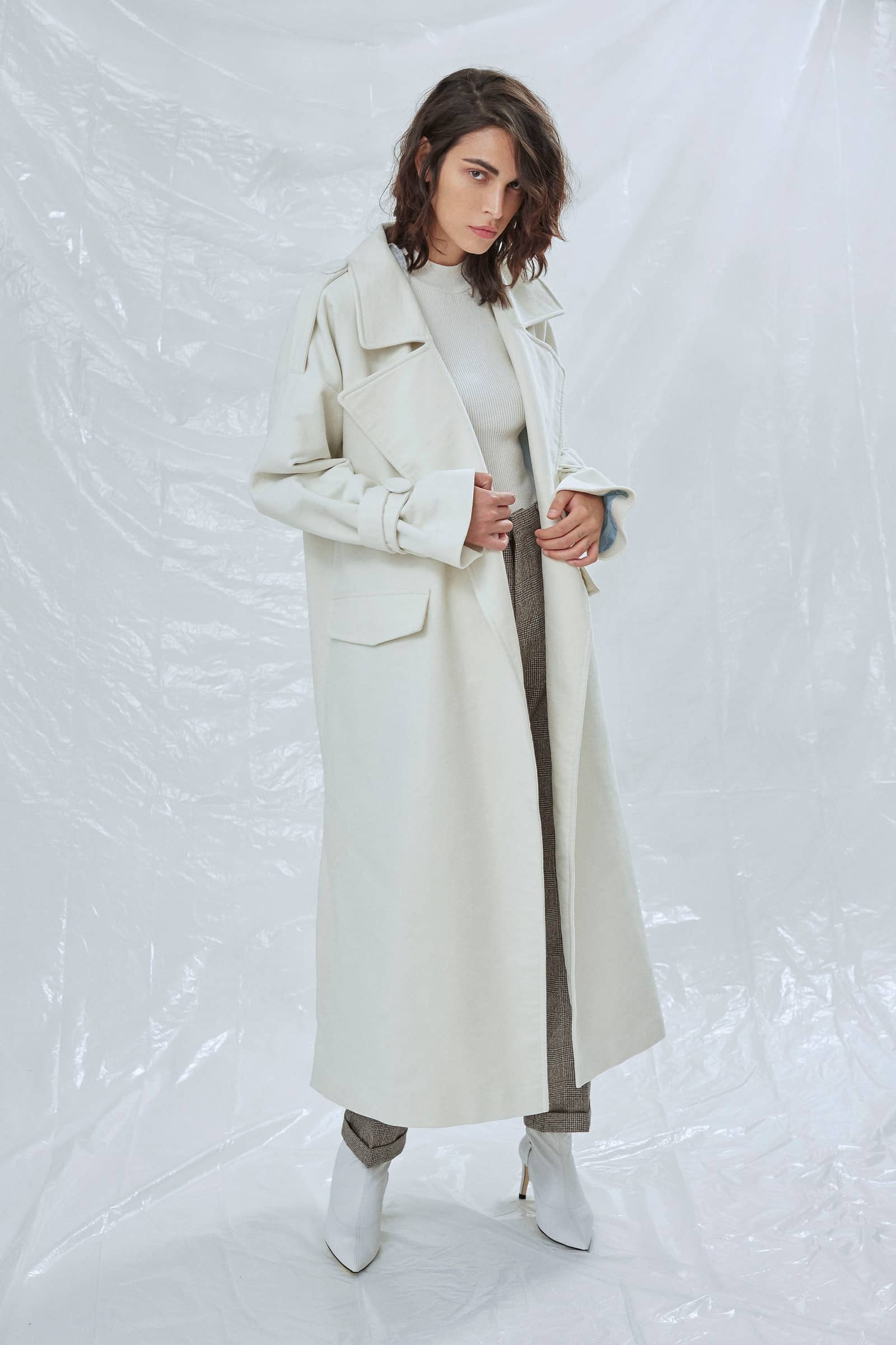 Laura Oversized Coat in Blanche in White made by Nazli Ceren