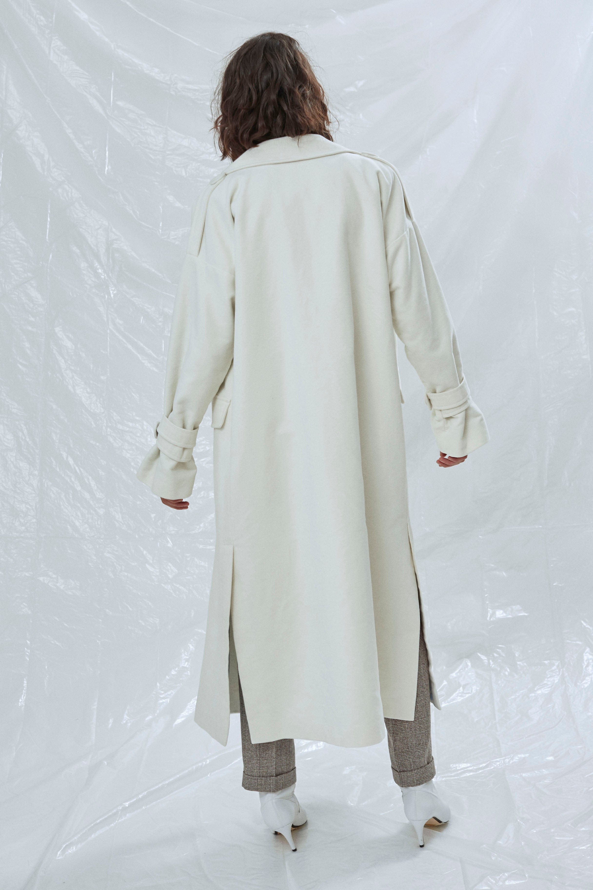 Laura Oversized Coat in Blanche in White made by Nazli Ceren
