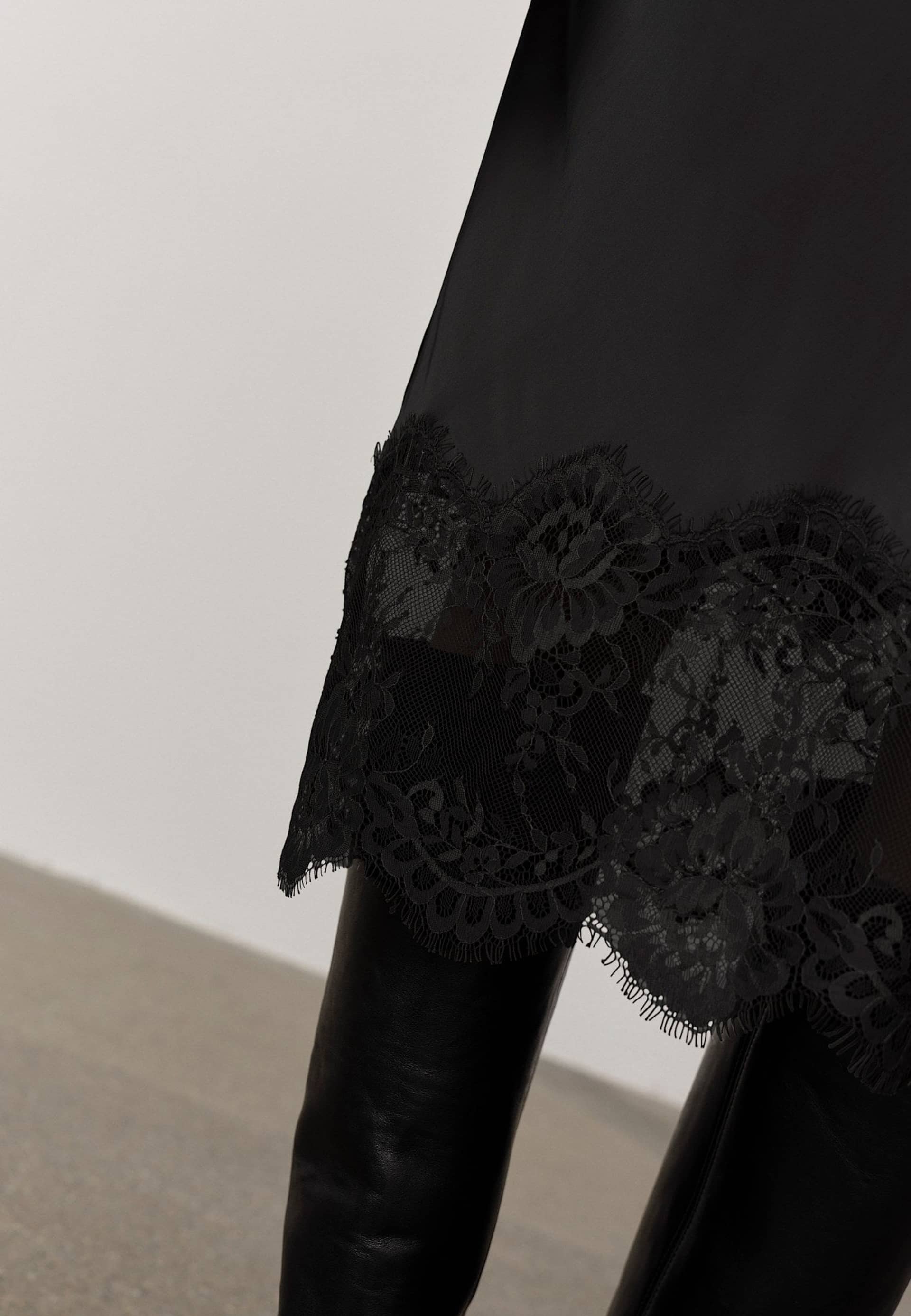 Herbert Skirt - Black made by HERSKIND