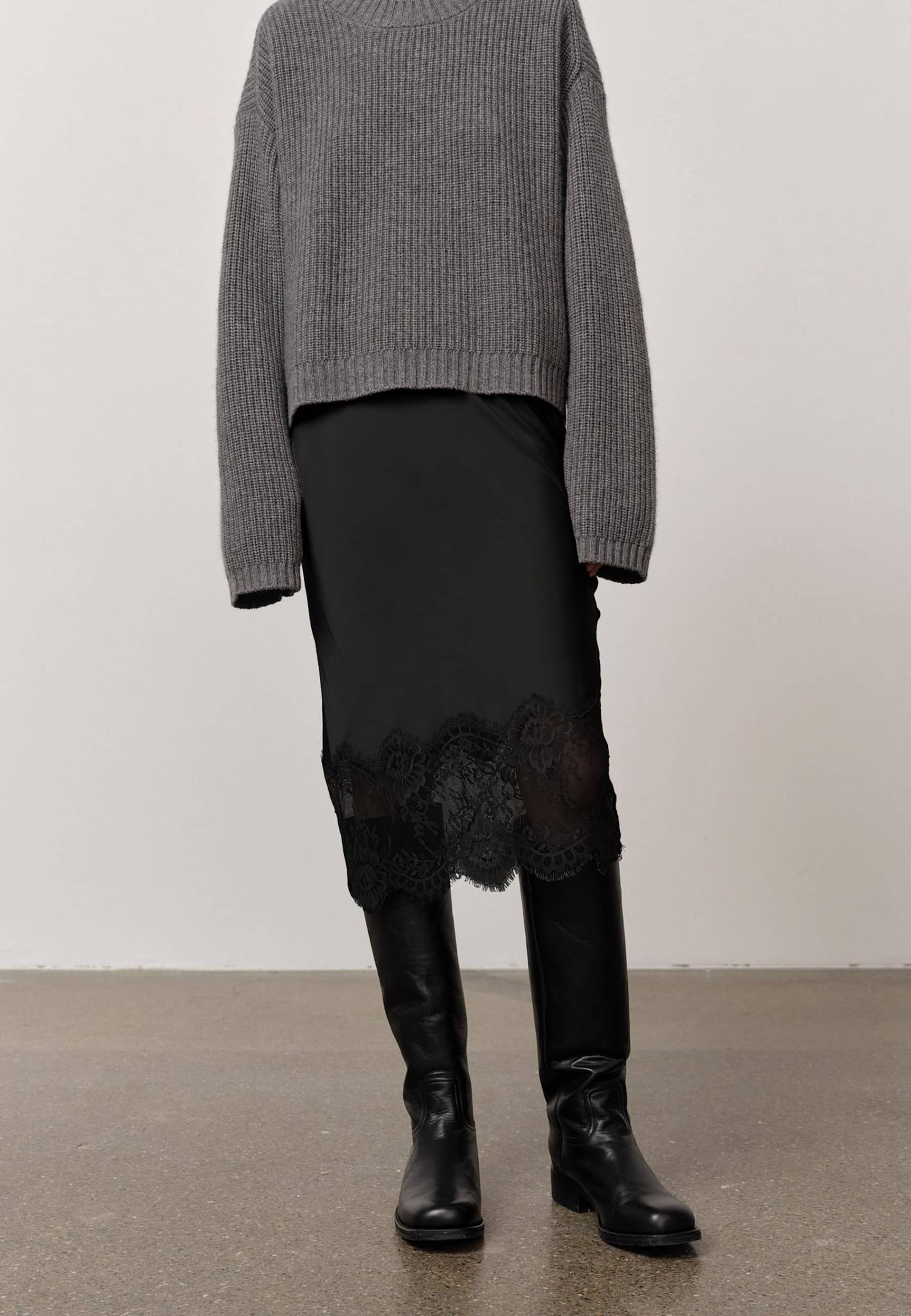 Herbert Skirt - Black made by HERSKIND