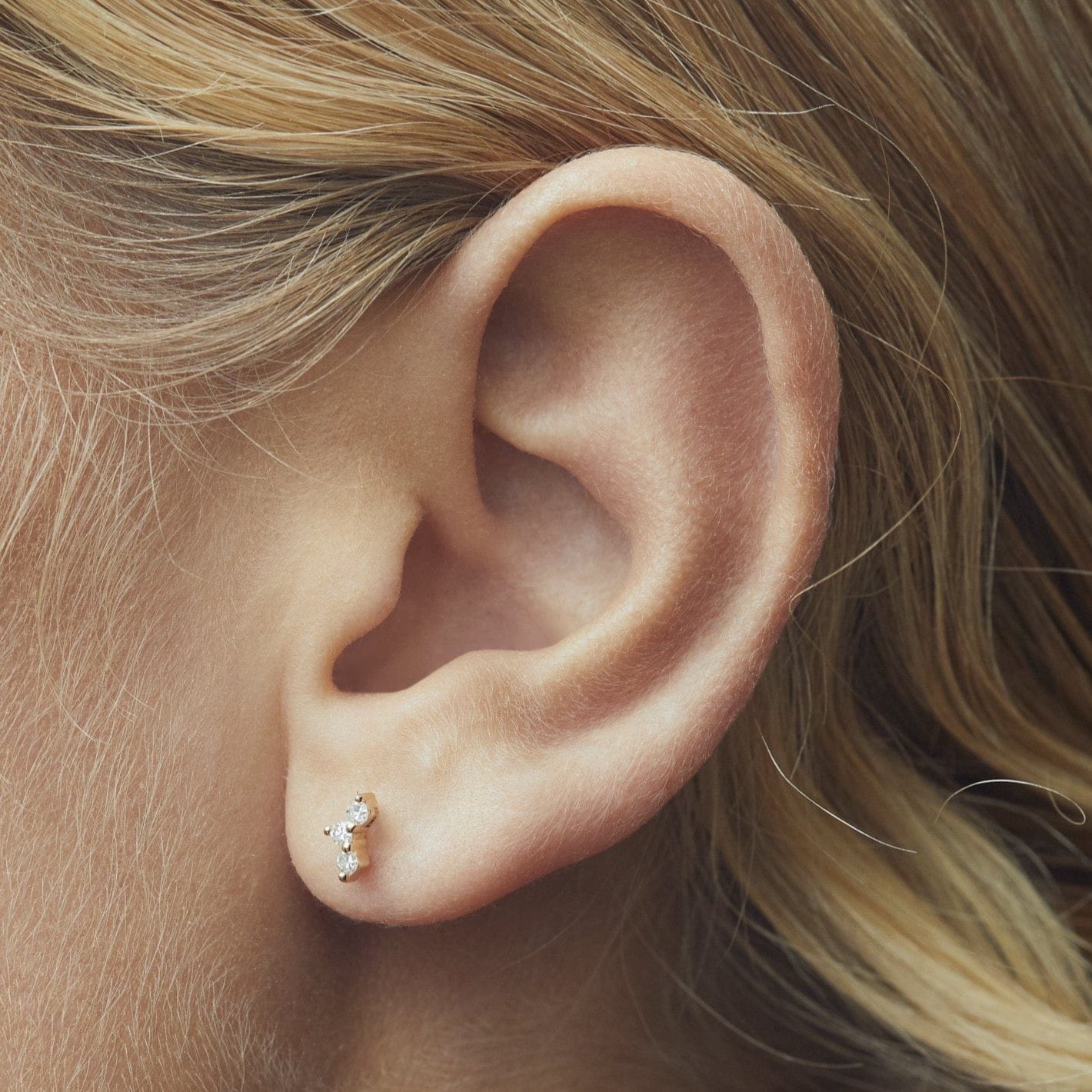 HONEY I'M HOME LABRET - WHITE DIAMOND & YELLOW GOLD made by ENNUI