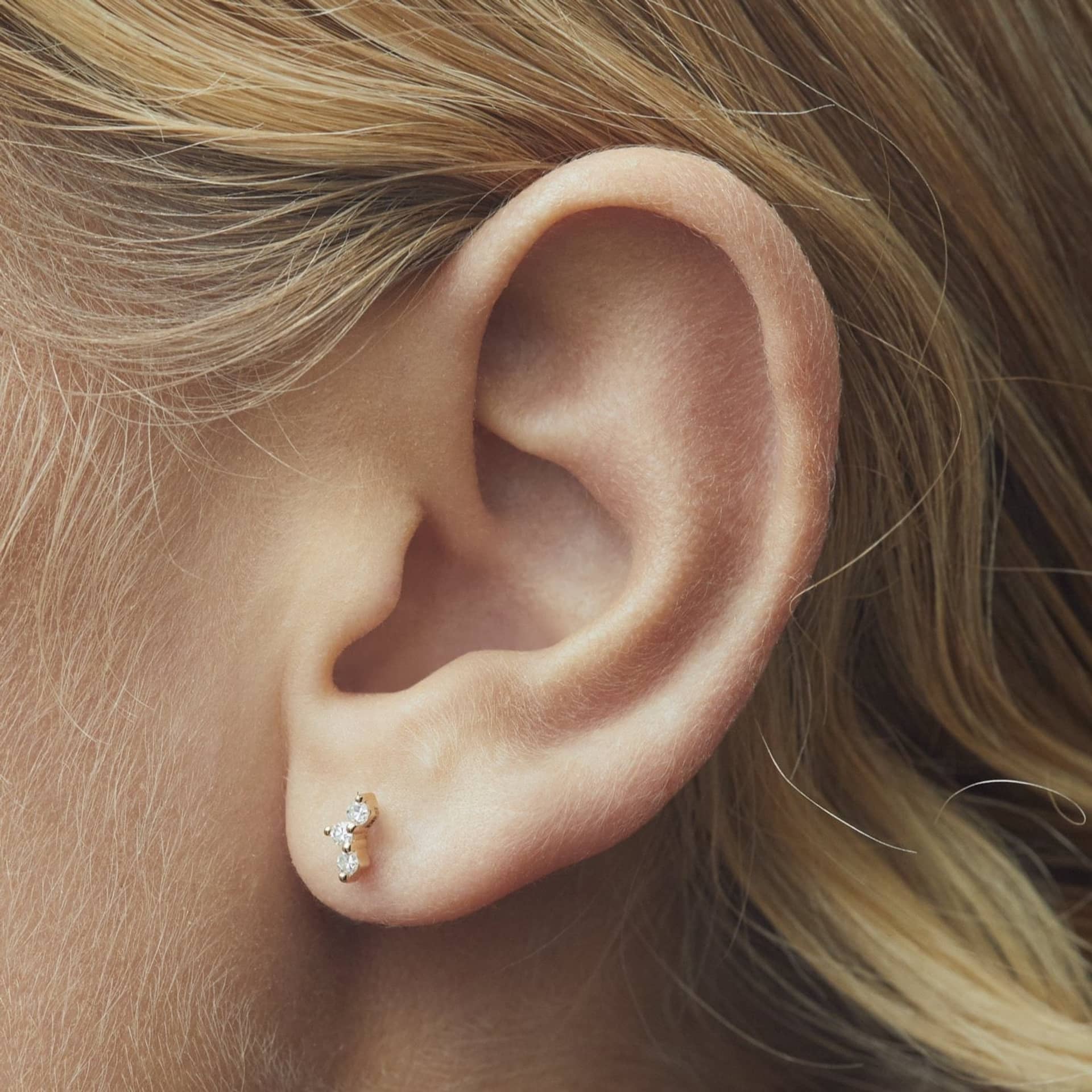 HONEY I'M HOME LABRET - WHITE DIAMOND & YELLOW GOLD made by ENNUI