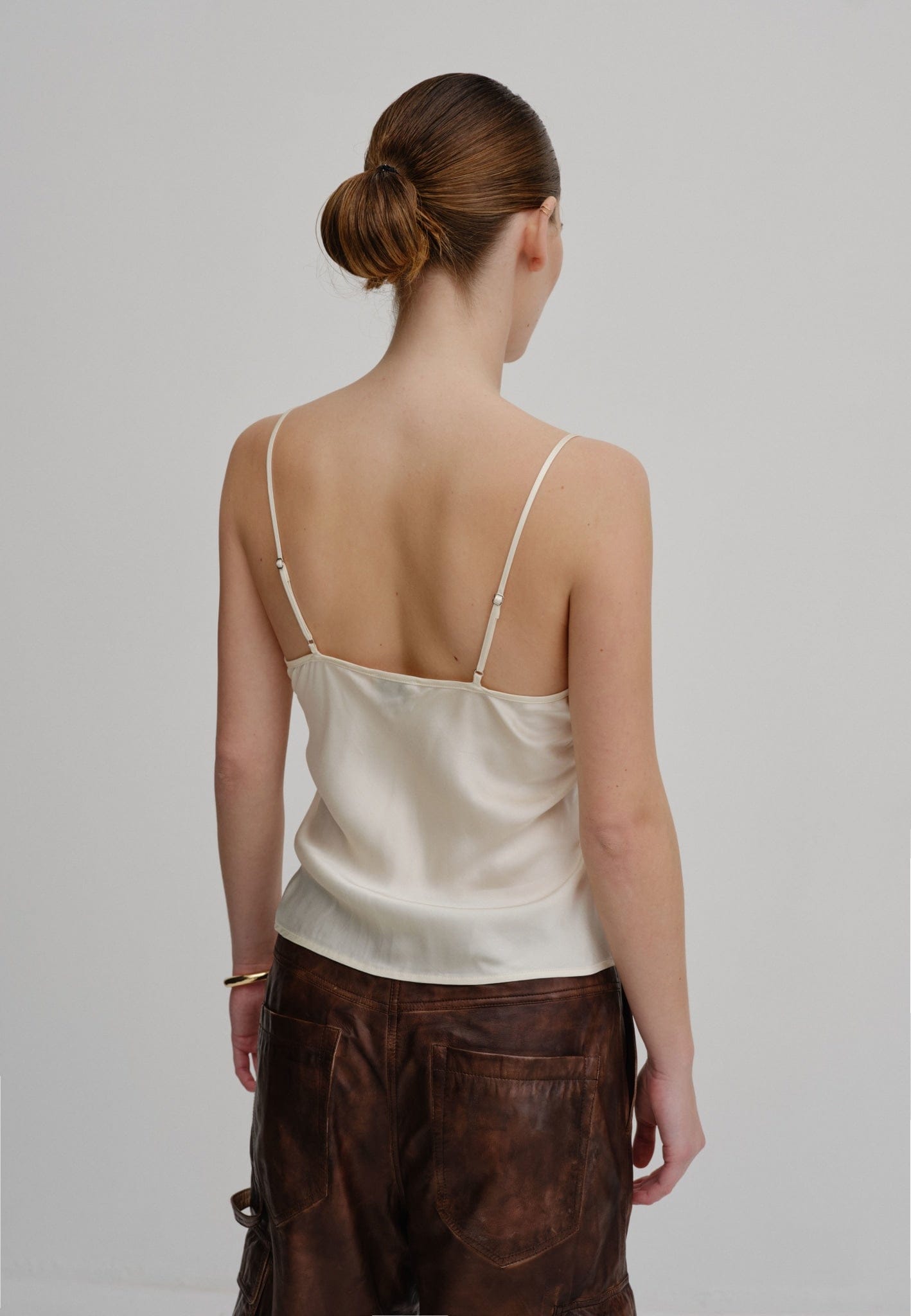 Jonna Top - Gardenia in White made by HERSKIND