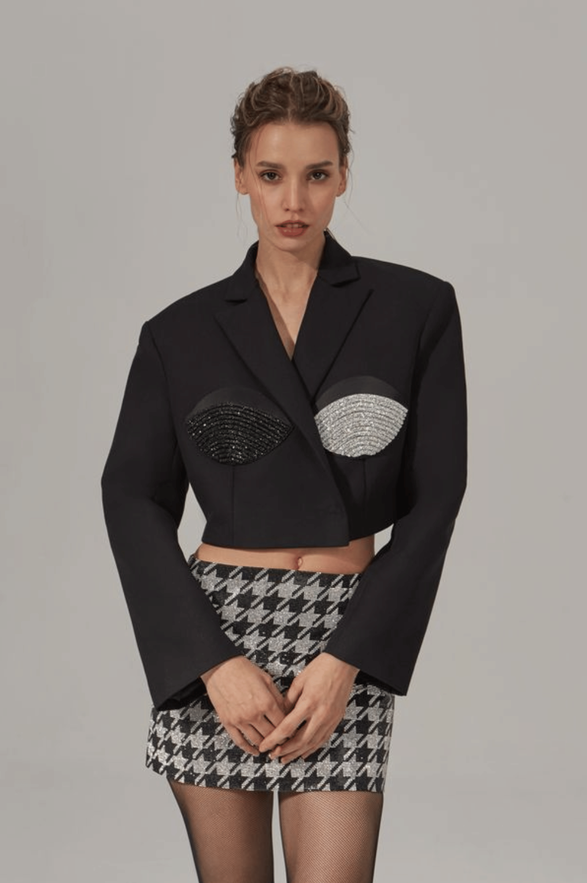 CROPPED OVERSIZED SPIRAL BLAZER in Black made by NUÉ