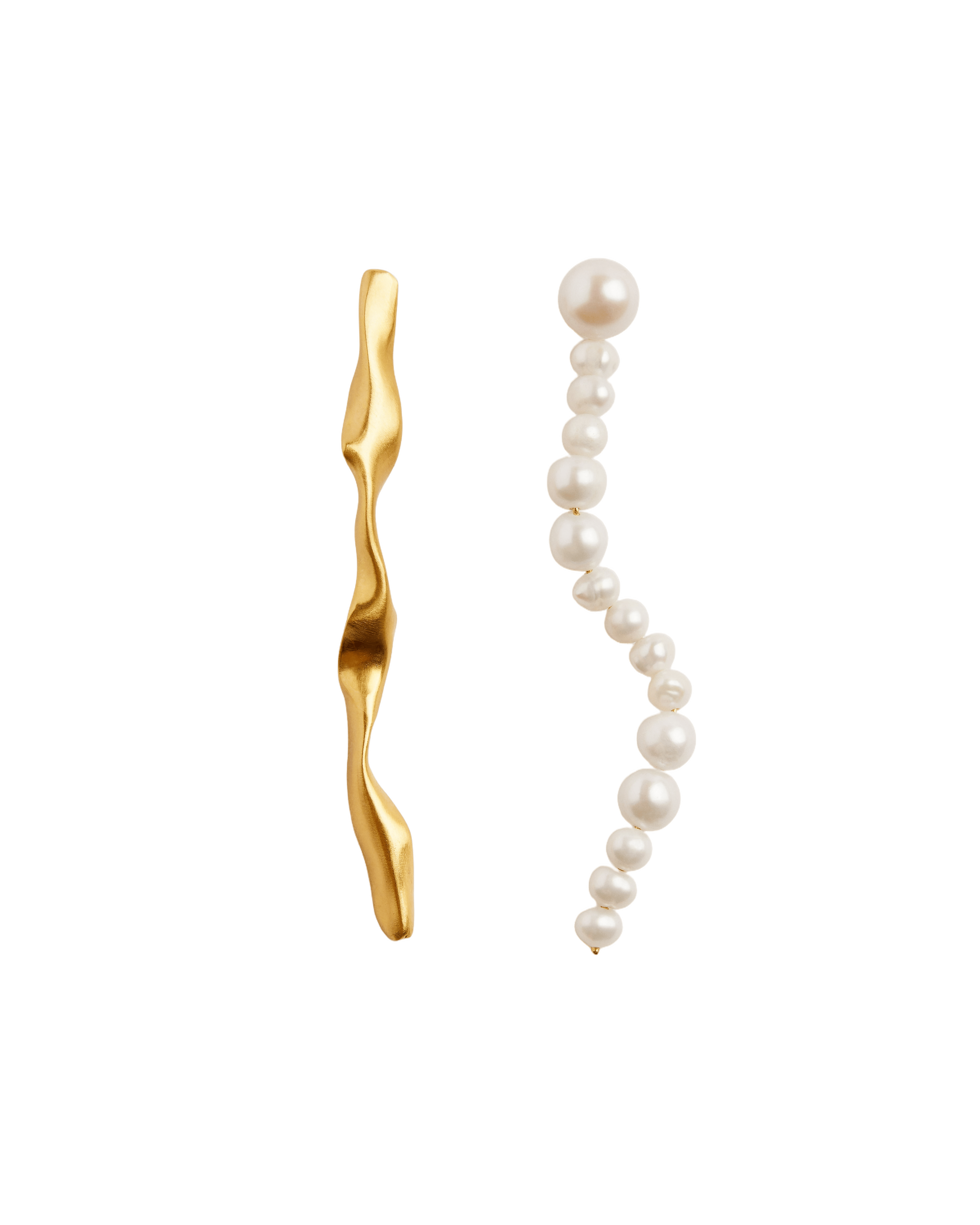 TRAMA EARRINGS made by Carolina De Barros