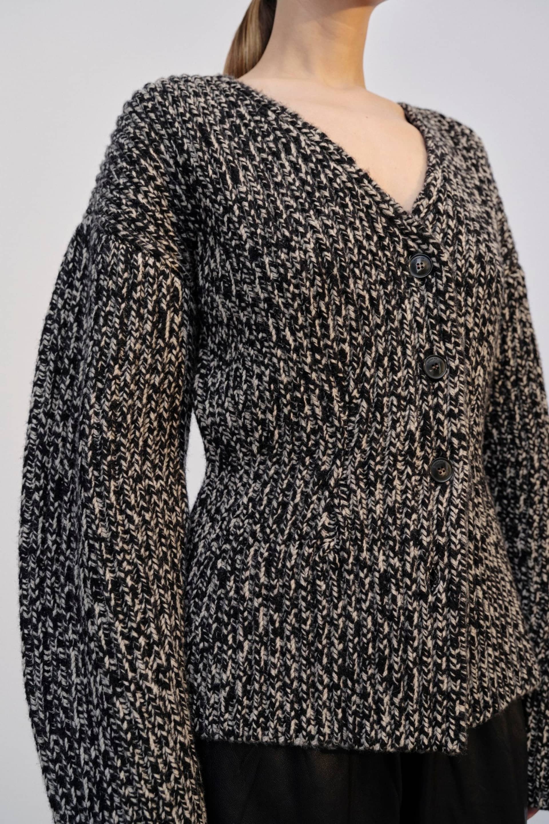 Sabina Knit Jacket - Salt & Peber made by HERSKIND