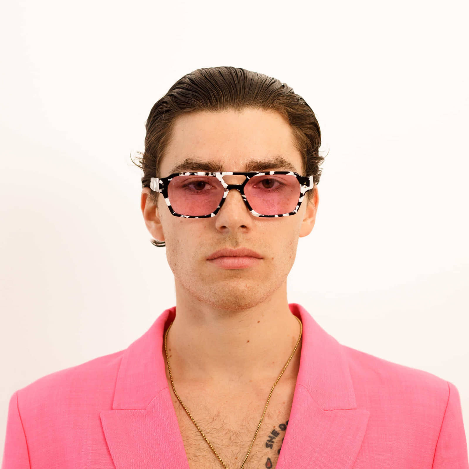 EGO Black & White / Pink made by Ameos