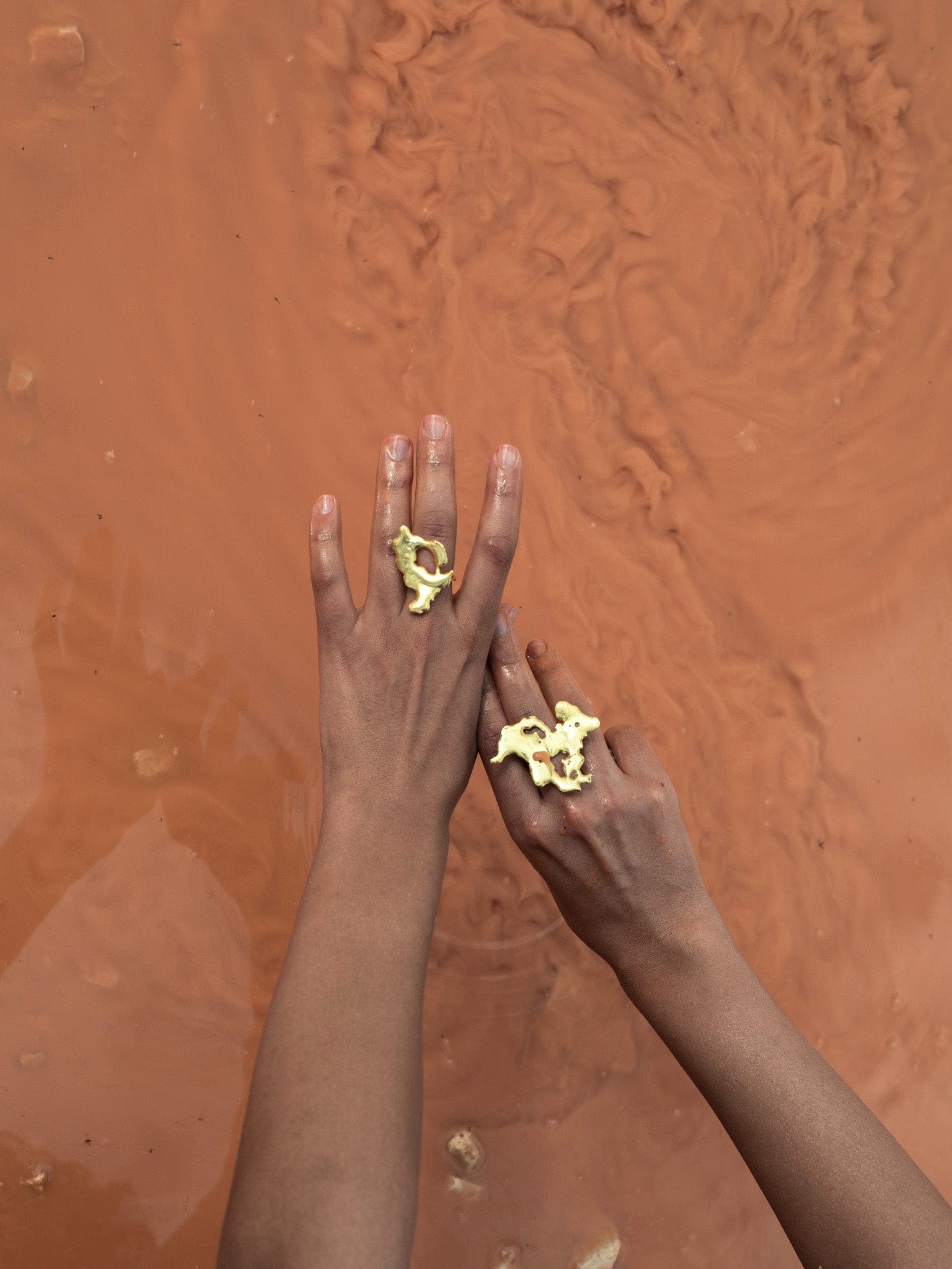 Euphoria Universe Ring Gold in Gold made by Eva Remenyi