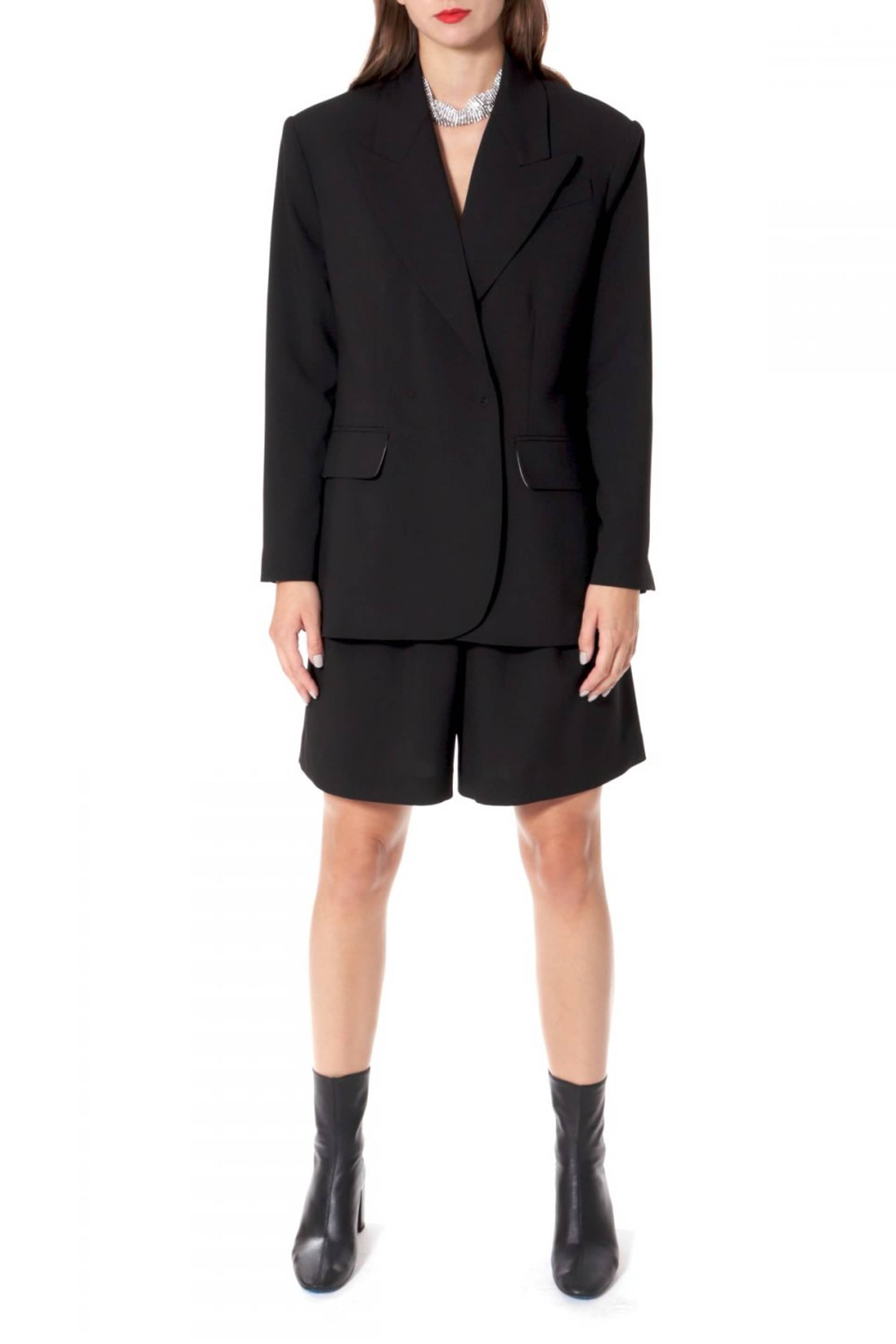 Shorts Billie Neutral Black made by HALEWSKI