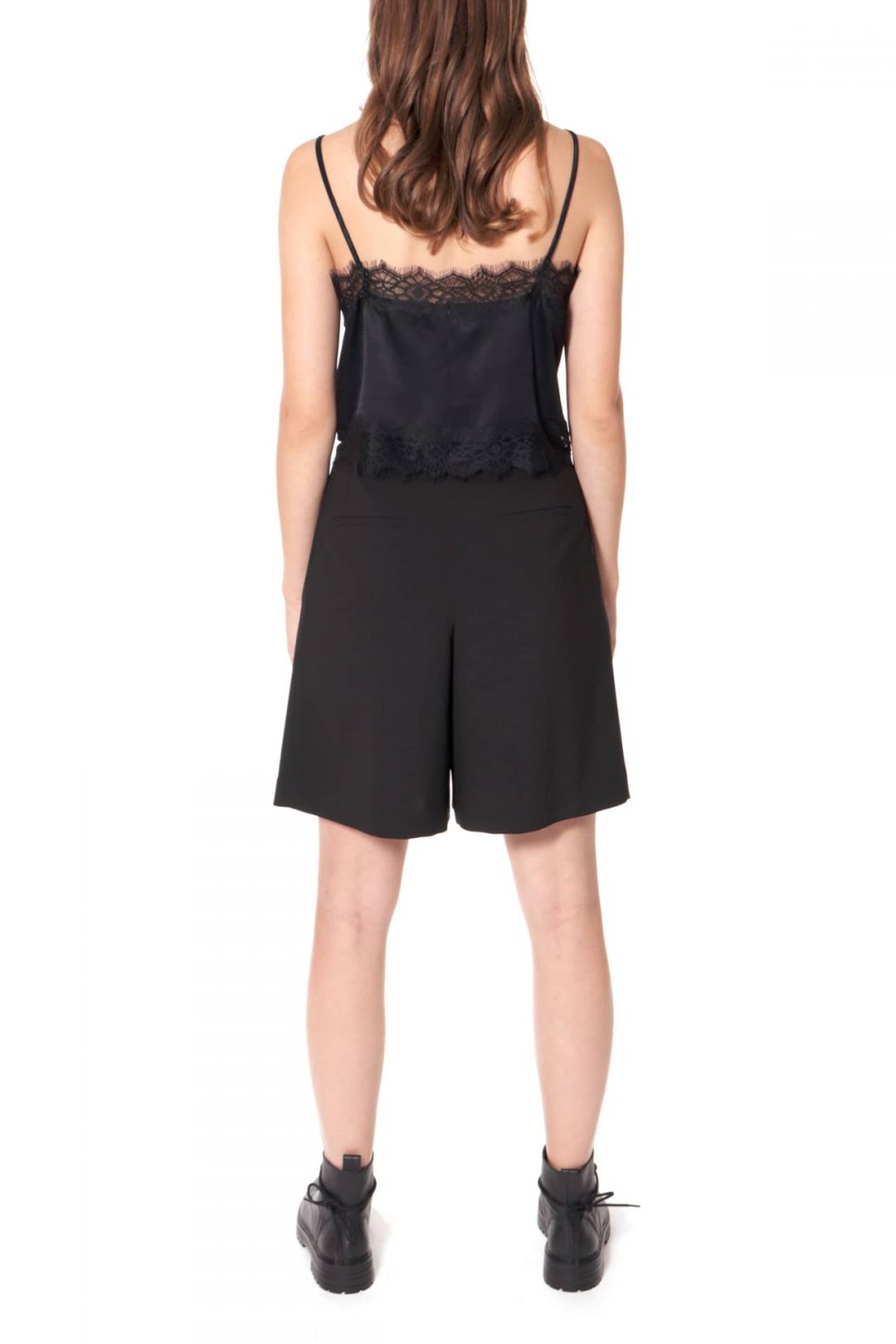 Shorts Billie Neutral Black made by HALEWSKI