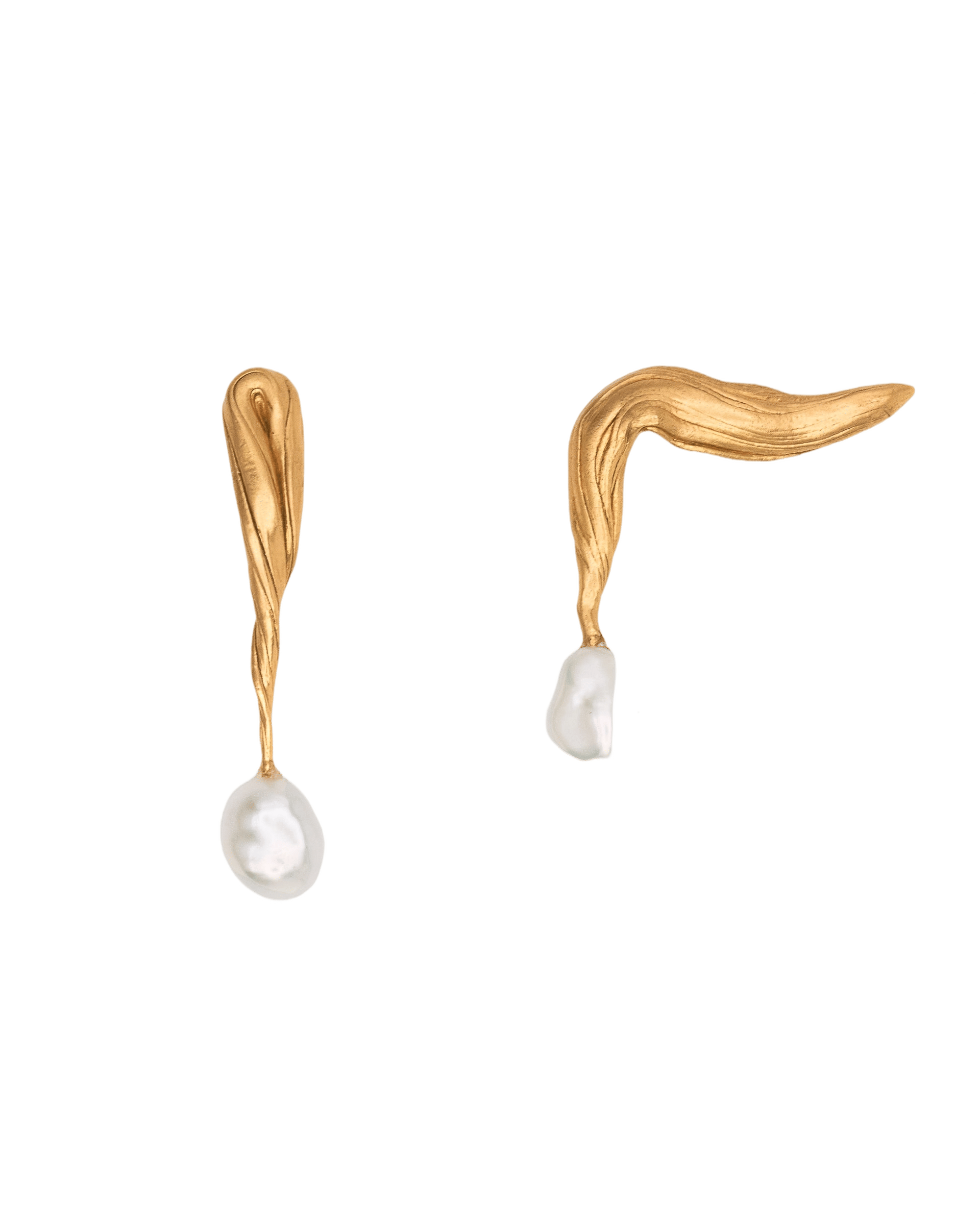 IPE EARRINGS made by Carolina De Barros