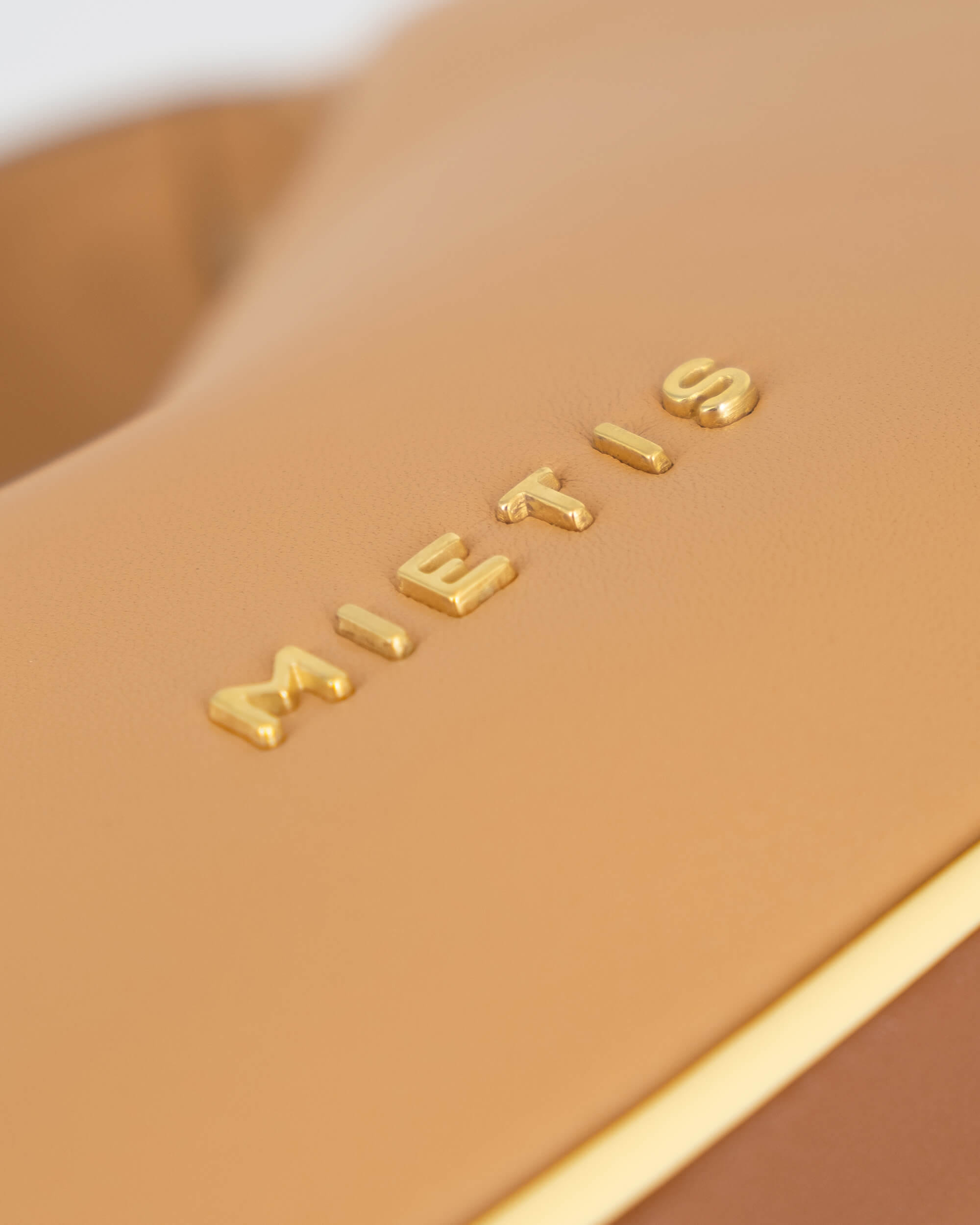 Muffin Hobo Camel / Tan in Beige made by Mietis