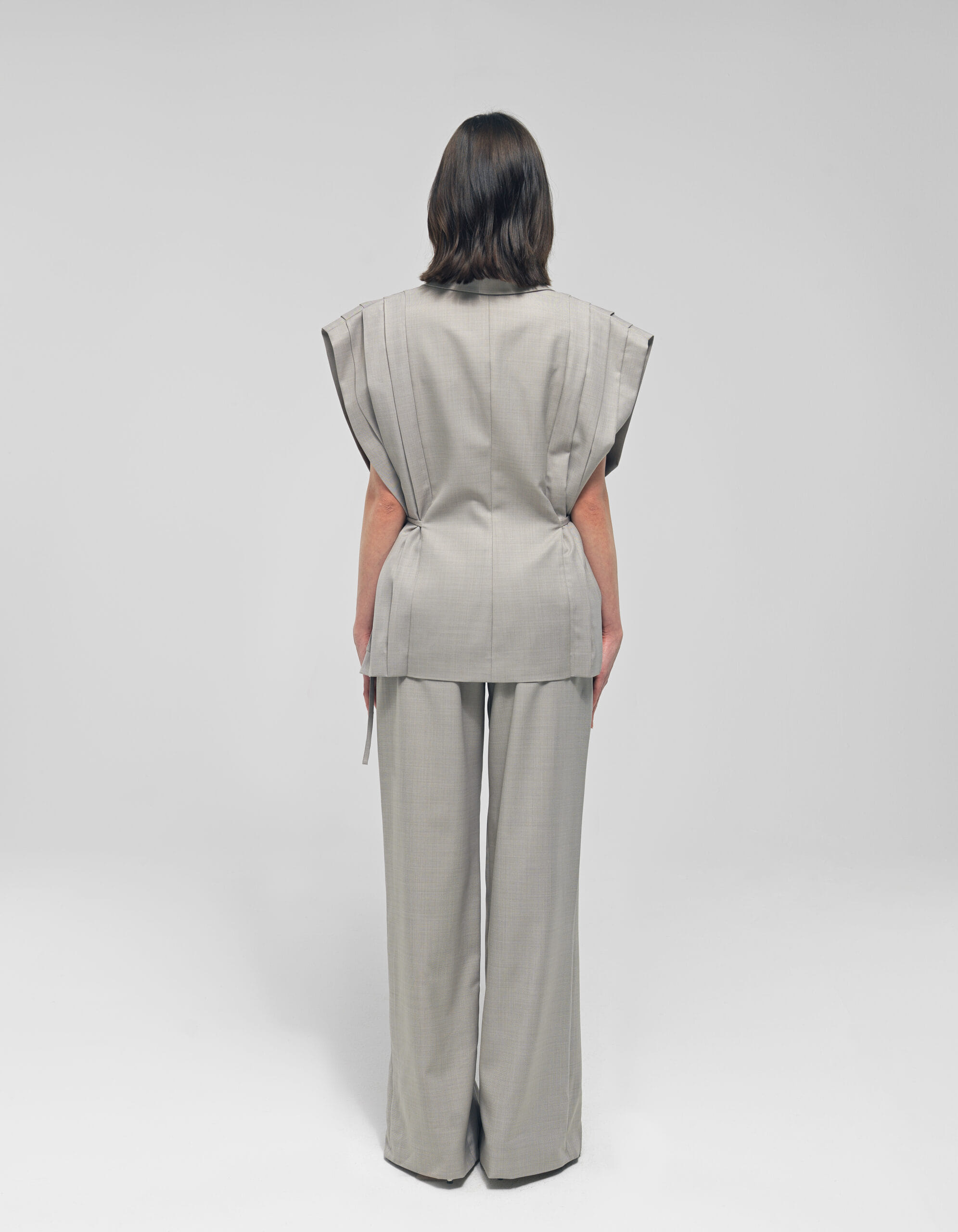 ARRIETY Grey Hem Pleated Pants made by MAET