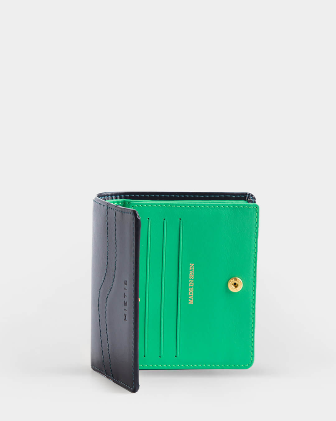 Waves Wallet Black in Black made by Mietis